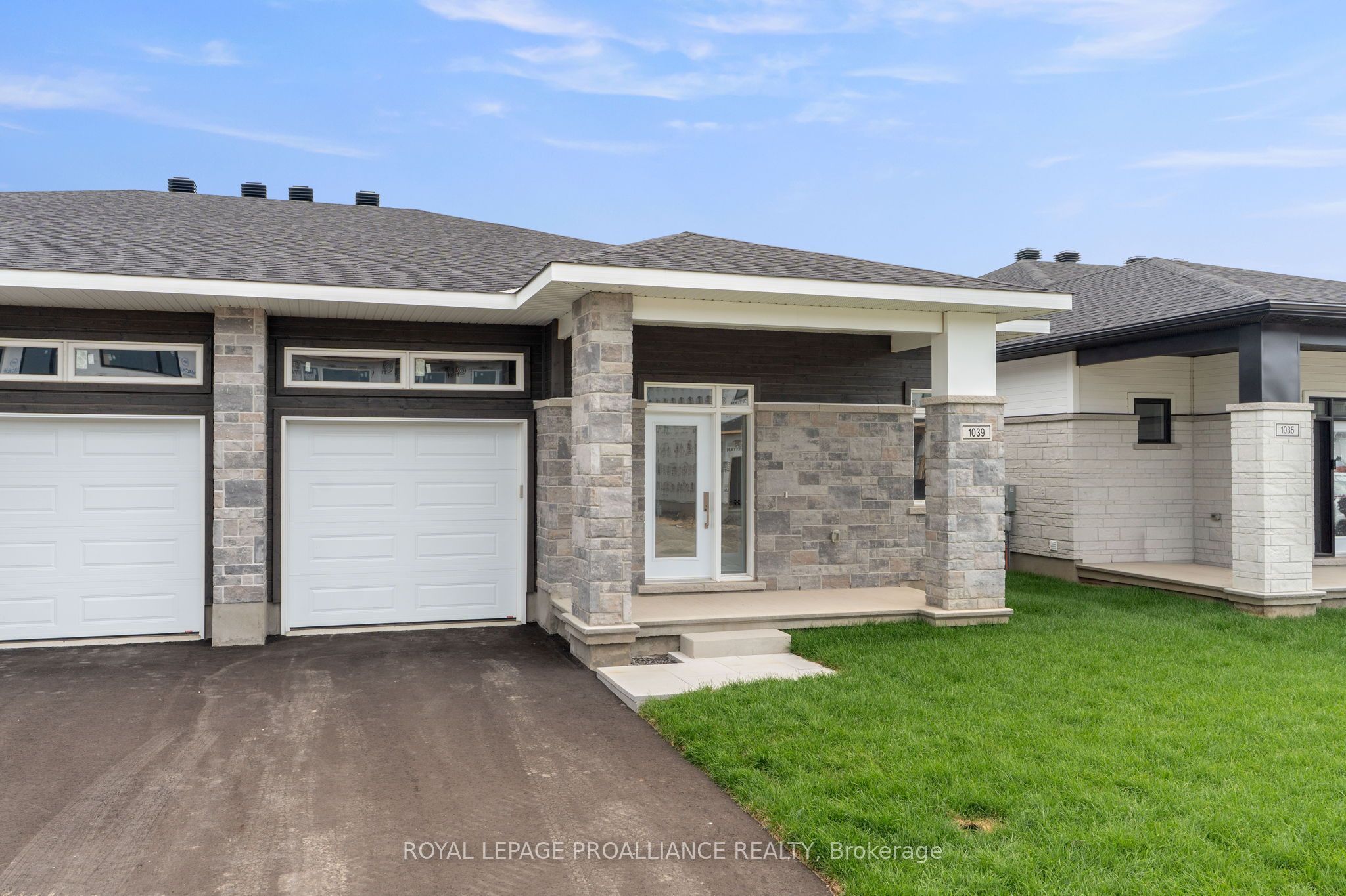 1039 Moore Street, Brockville, ON K6V 0H1 photo 2