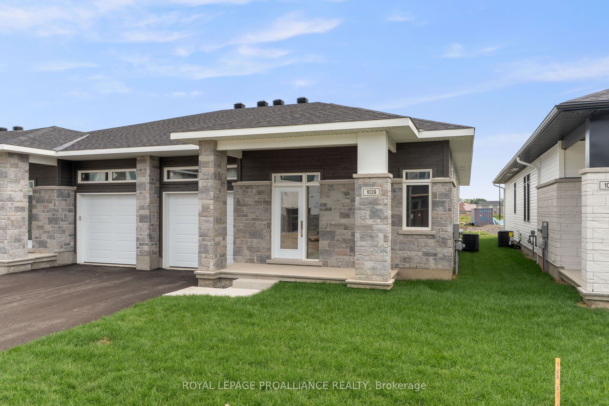 1039 Moore Street, Brockville, ON K6V 0H1 photo 3