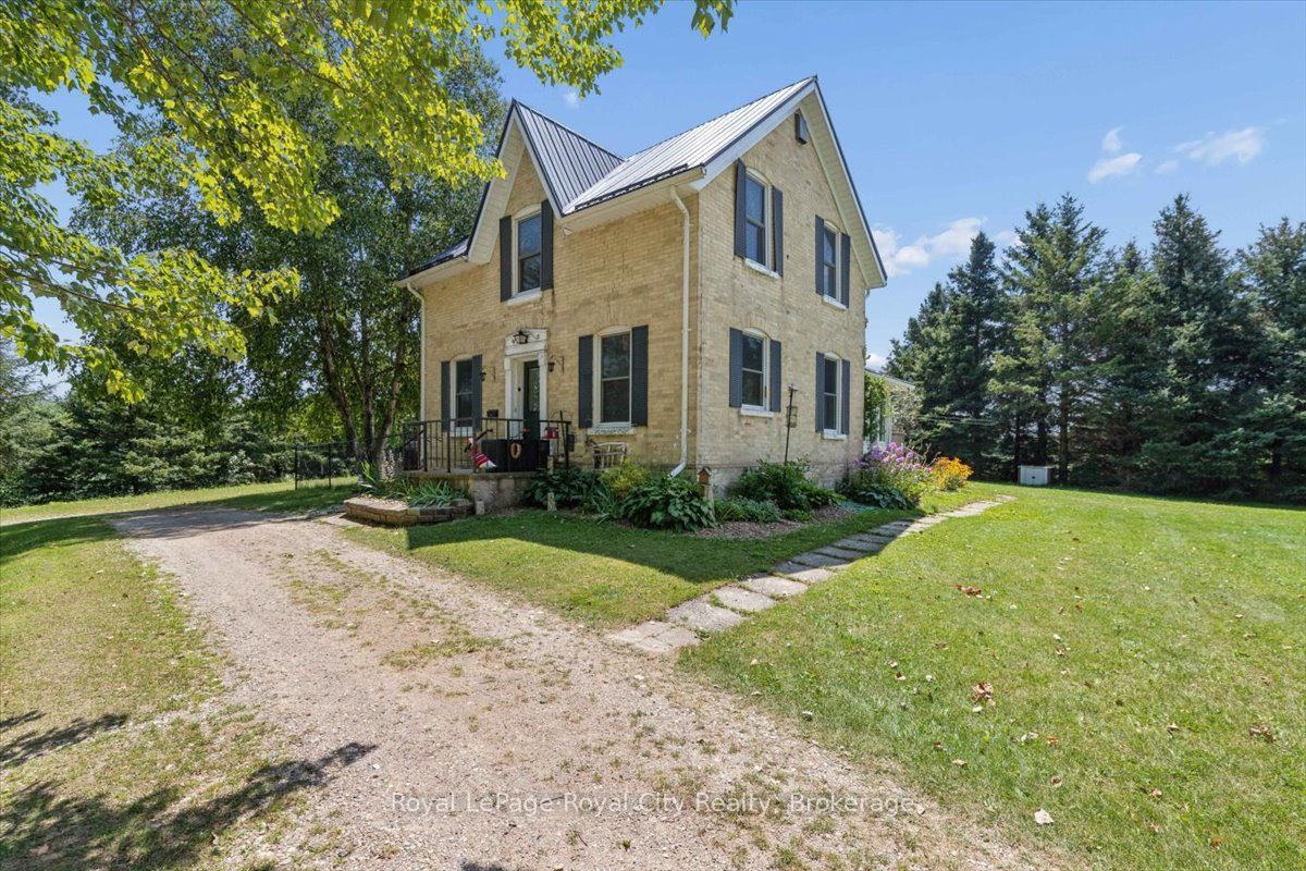5453 9 Highway, Minto, ON N0G 1M0 photo 2