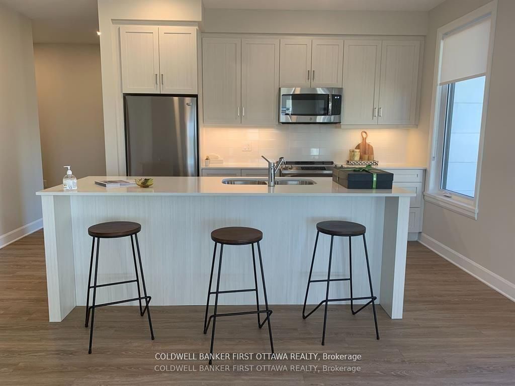 130 BOUNDSTONE Way 105, Kanata, ON K2T 0M7 photo 2