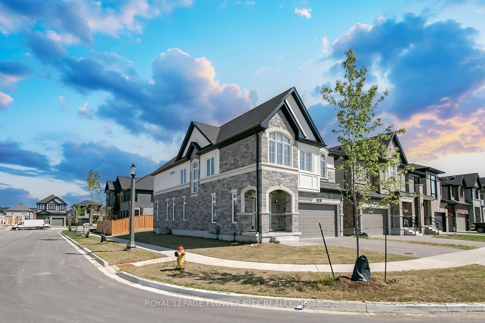 174 Shaded Creek Drive, Kitchener, ON N2P 0K7 photo 2