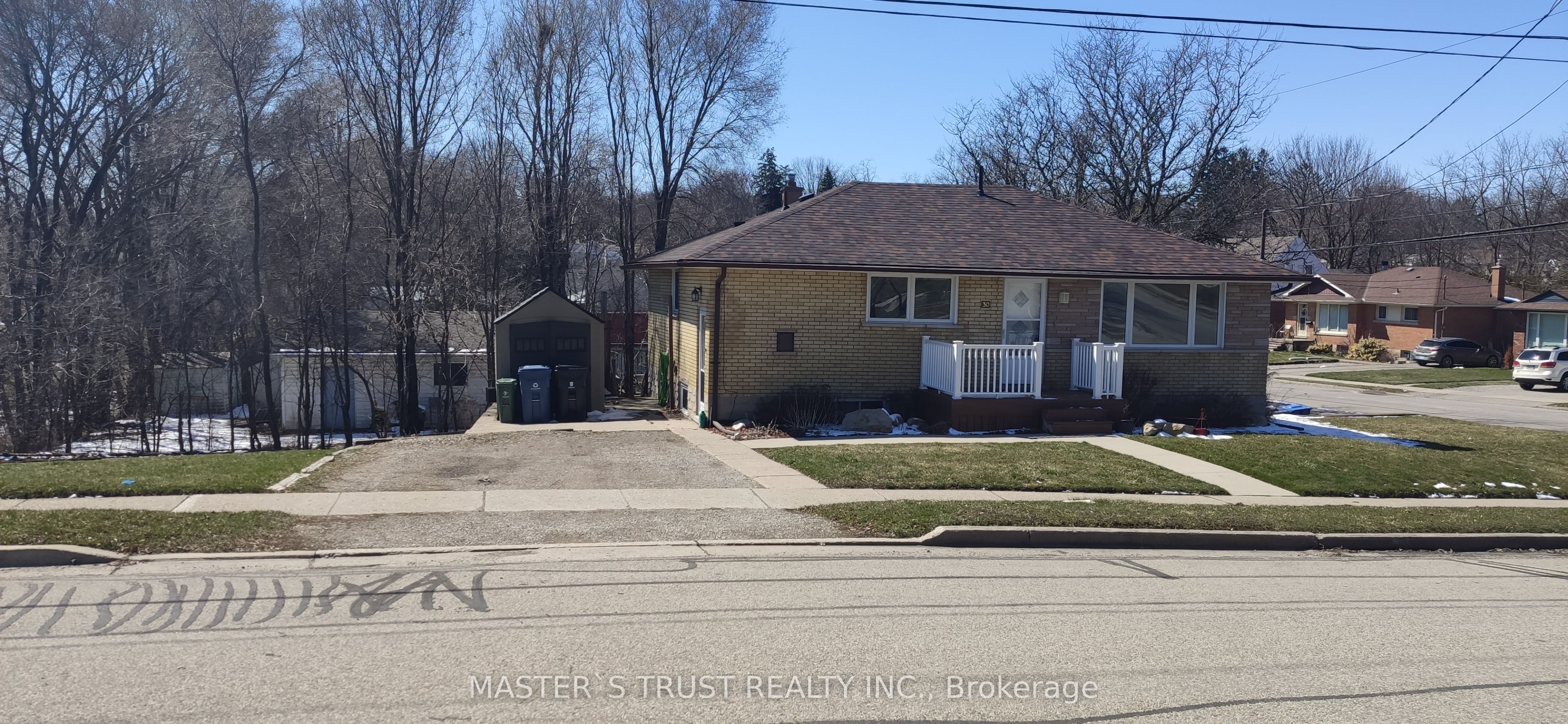 30 William Street Upper, Guelph, ON N1E 5C9