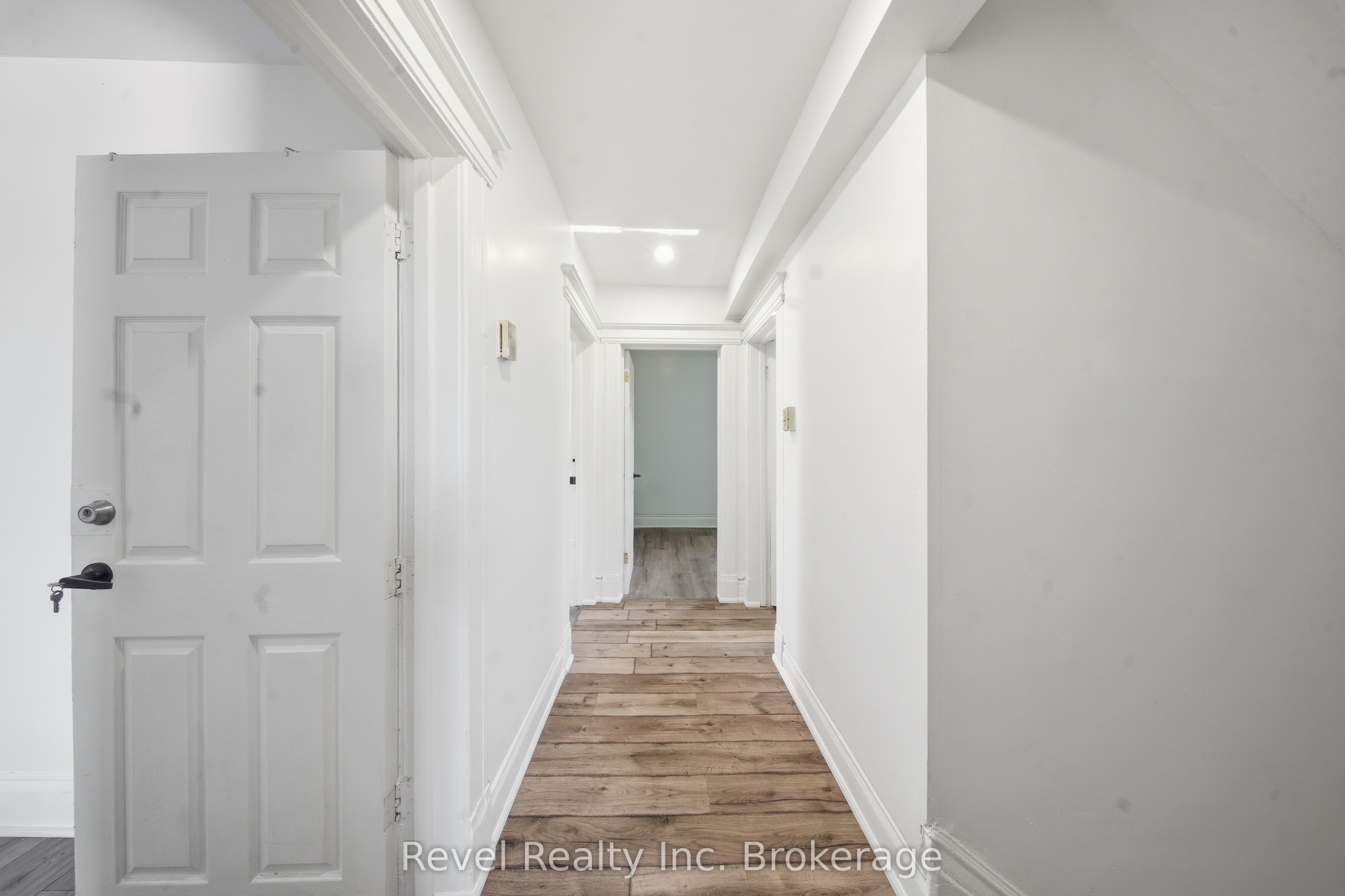 517 Fisher Street S, North Bay, ON P1B 2E4 photo 3