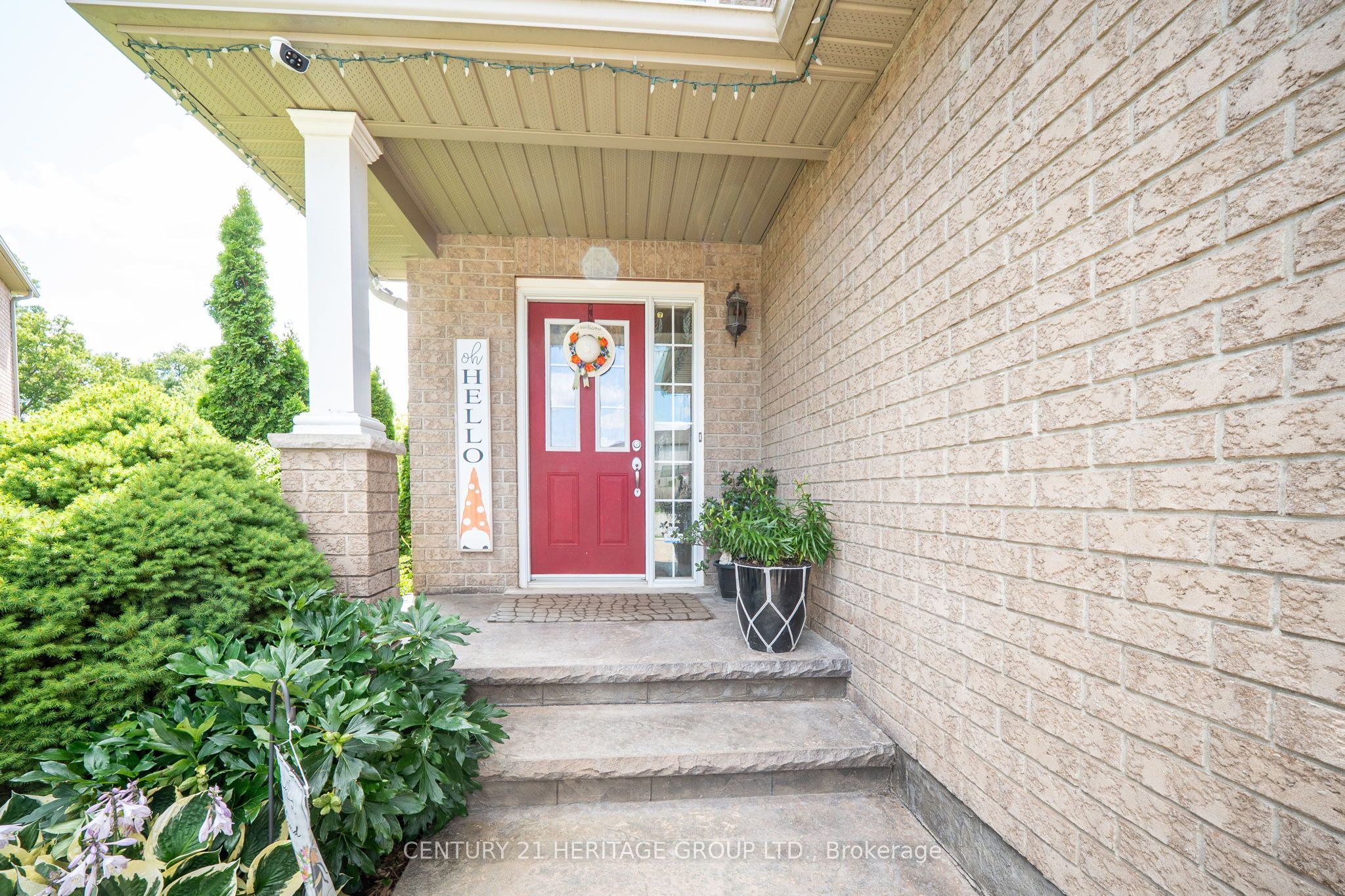 120 Yates Avenue, Cambridge, ON N1P 0A4 photo 3