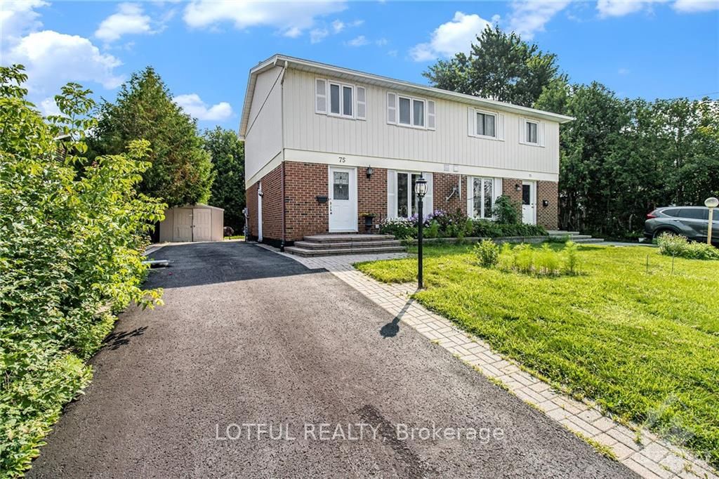 75 DALEHURST Drive A, Tanglewood - Grenfell Glen - Pineglen, ON K2G 3V1 photo 2