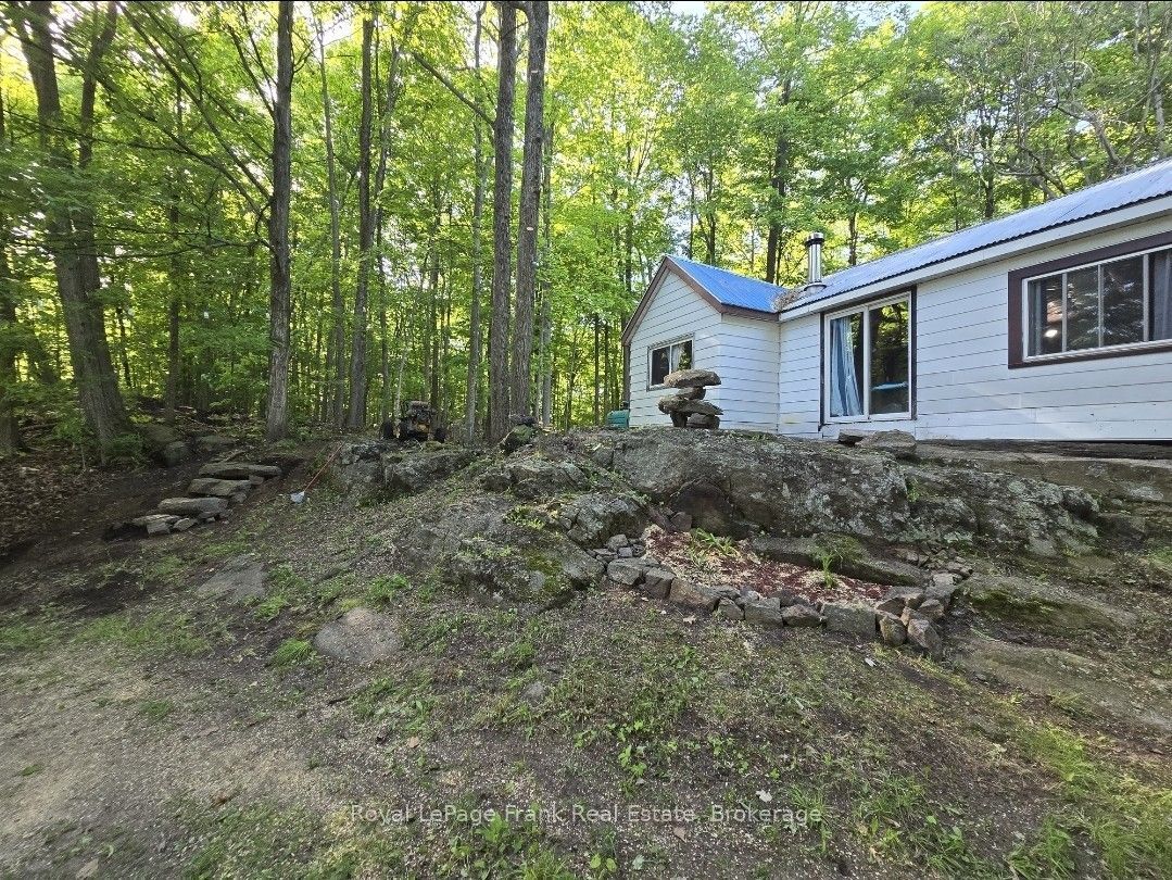 83 Powell Bay Road, Rideau Lakes, ON K0G 1E0