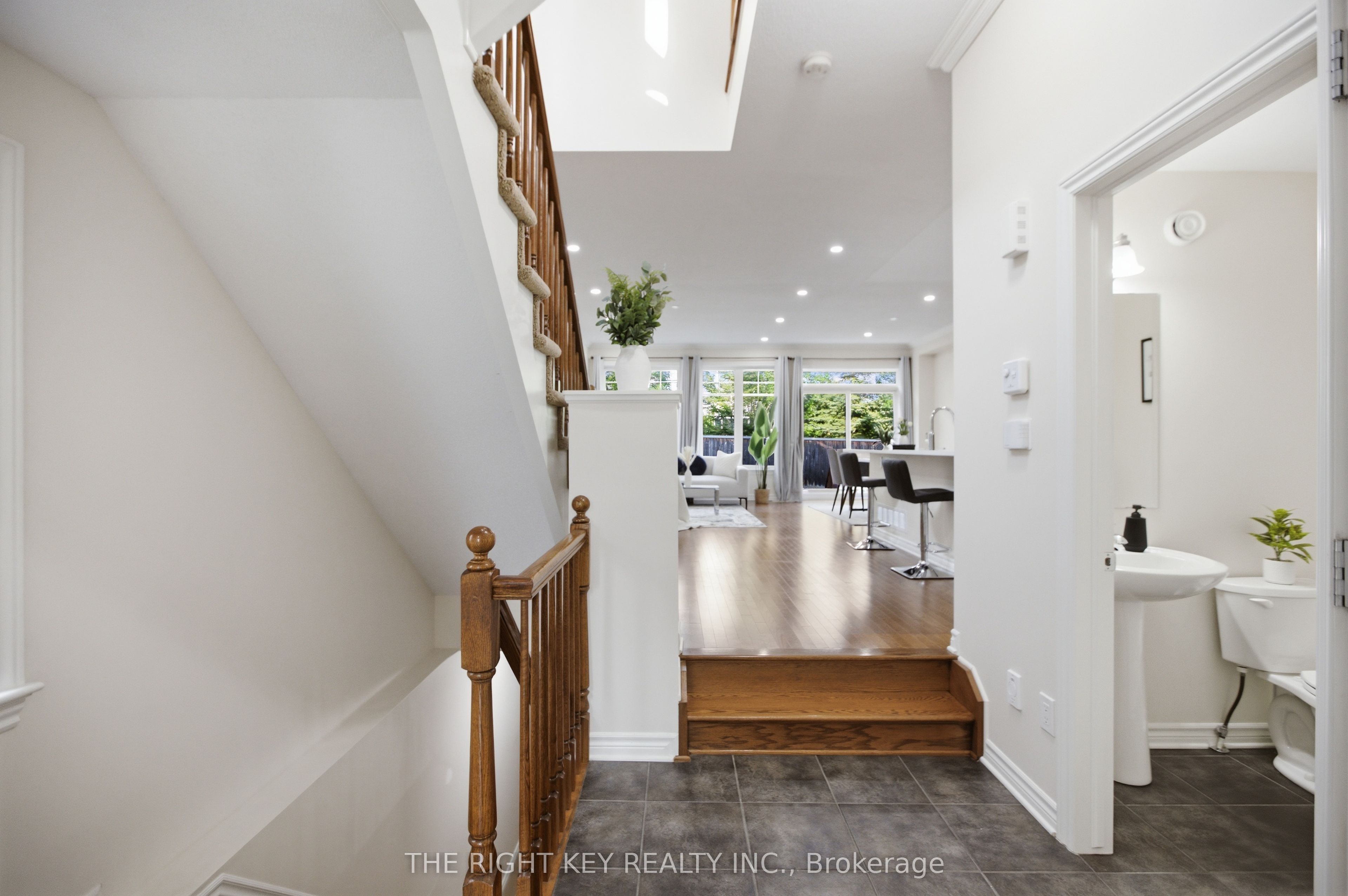 480 Stalwart Crescent, Blossom Park - Airport and Area, ON K1T 0H3 photo 4