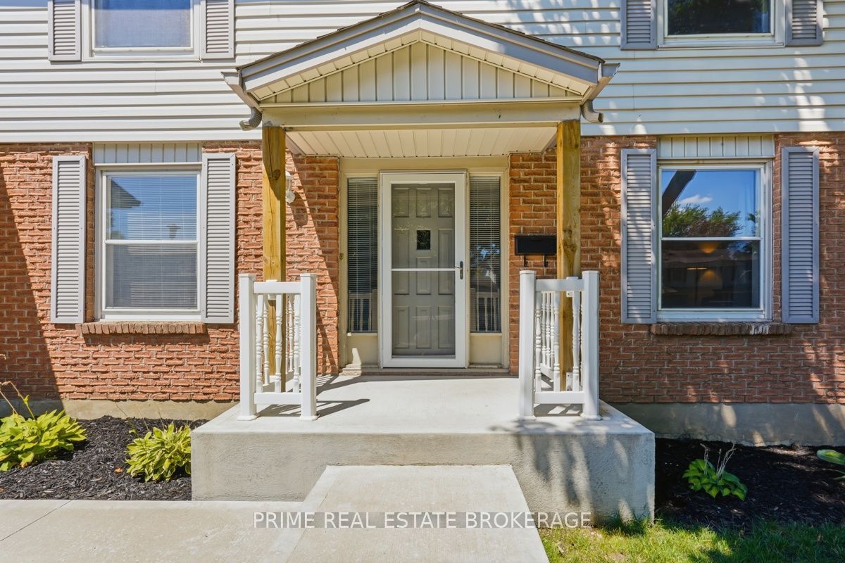 686 Barclay Road, London South, ON N6K 1K5 photo 2