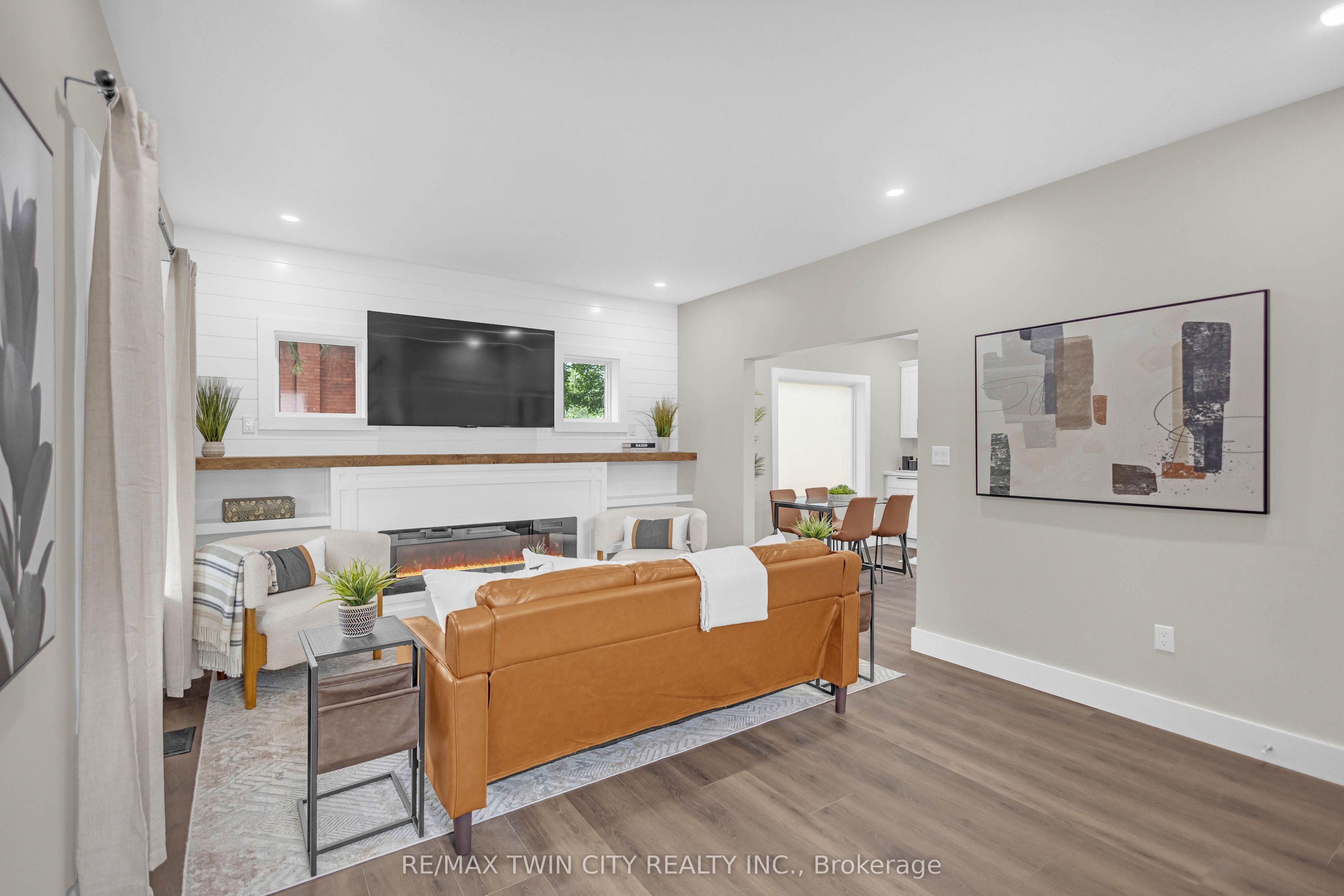 45 Brighton Avenue, Brantford, ON N3S 1V8 photo 4