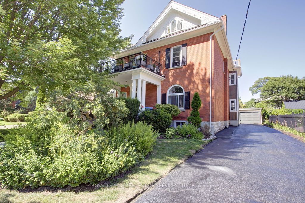 120 Hibernia Street, Stratford, ON N5A 5V4