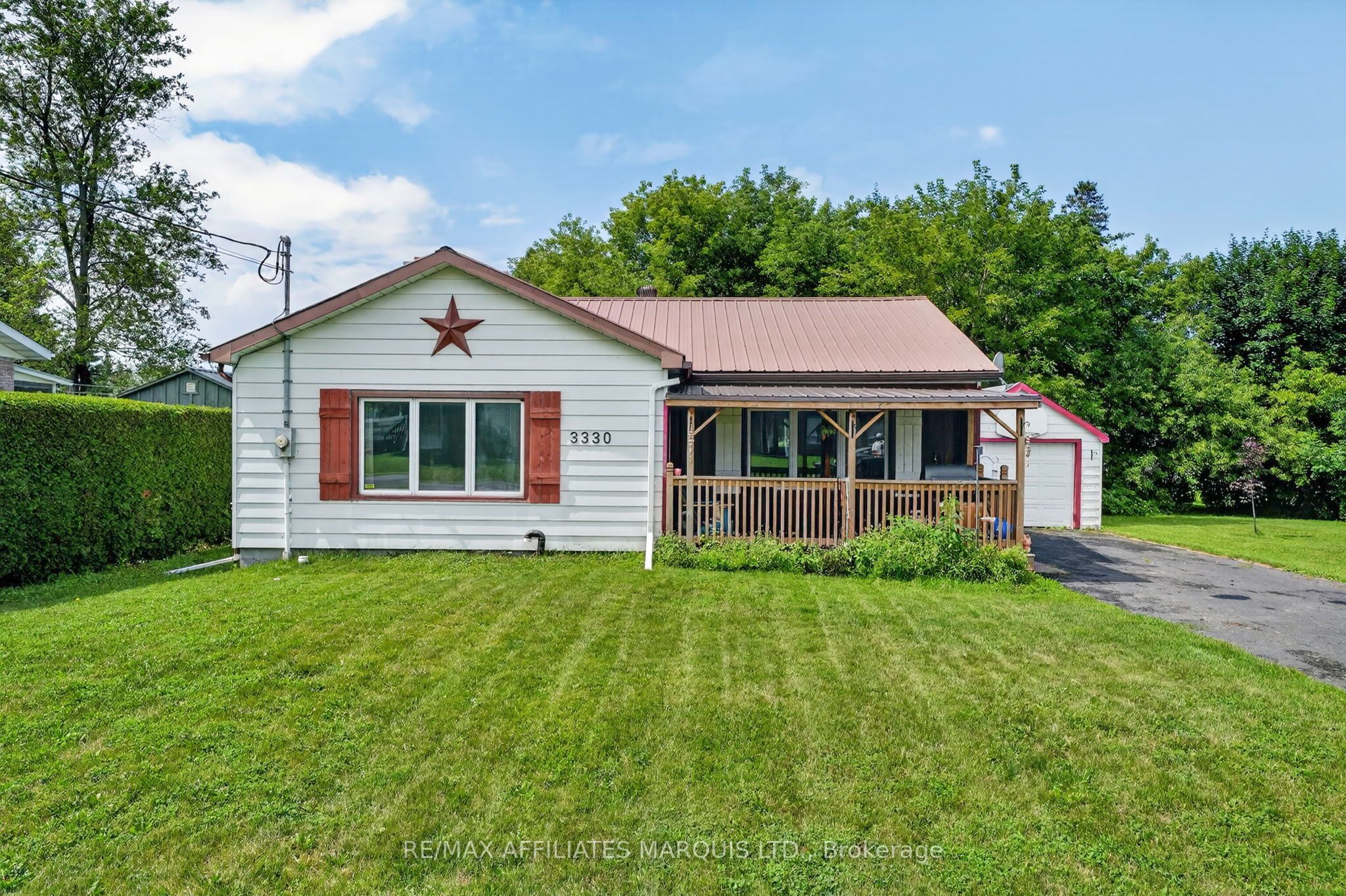 3330 Poirier Avenue, Cornwall, ON K6K 1E1