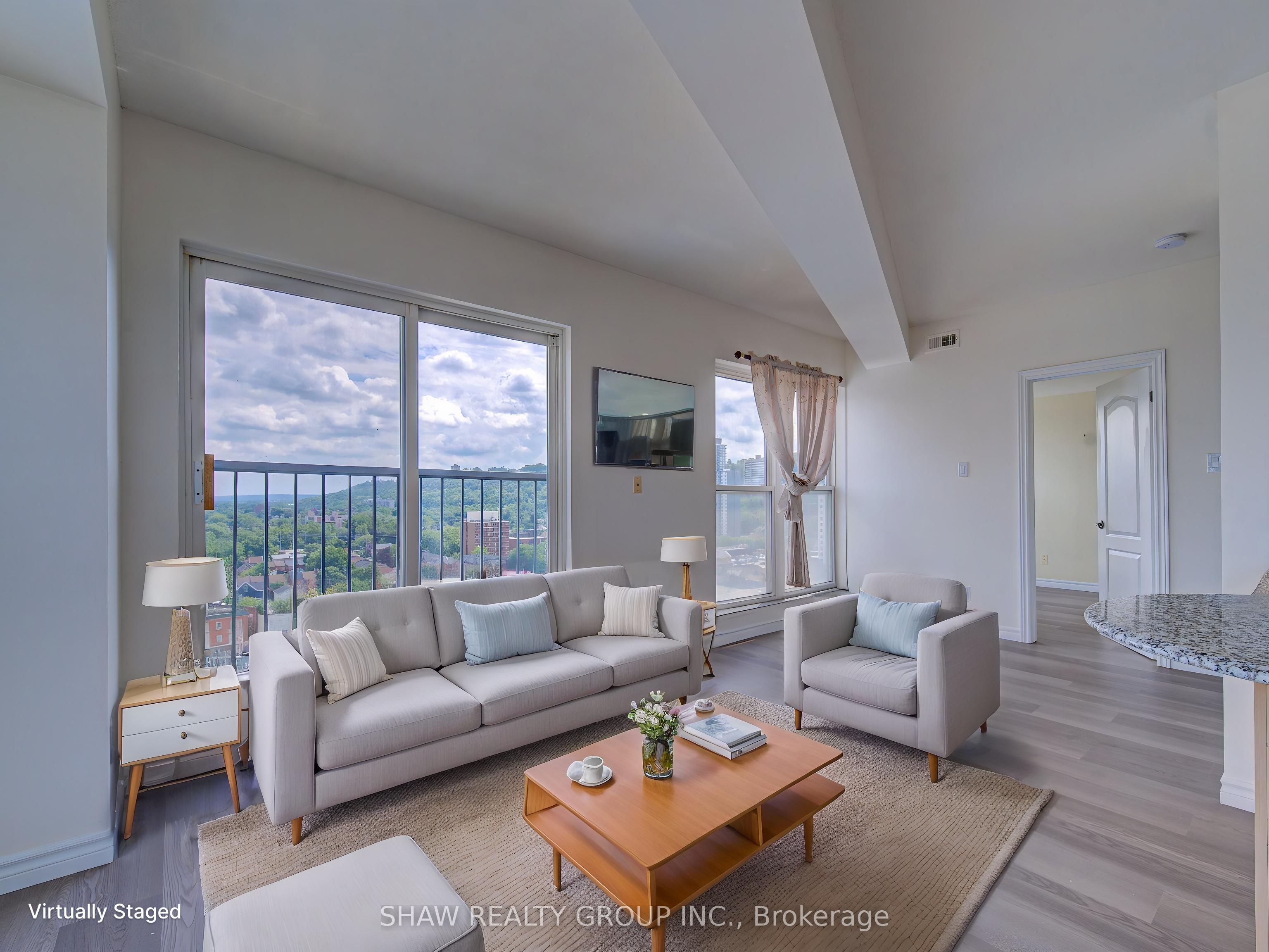 135 James Street S 1402, Hamilton, ON L8P 2Z6 photo 2