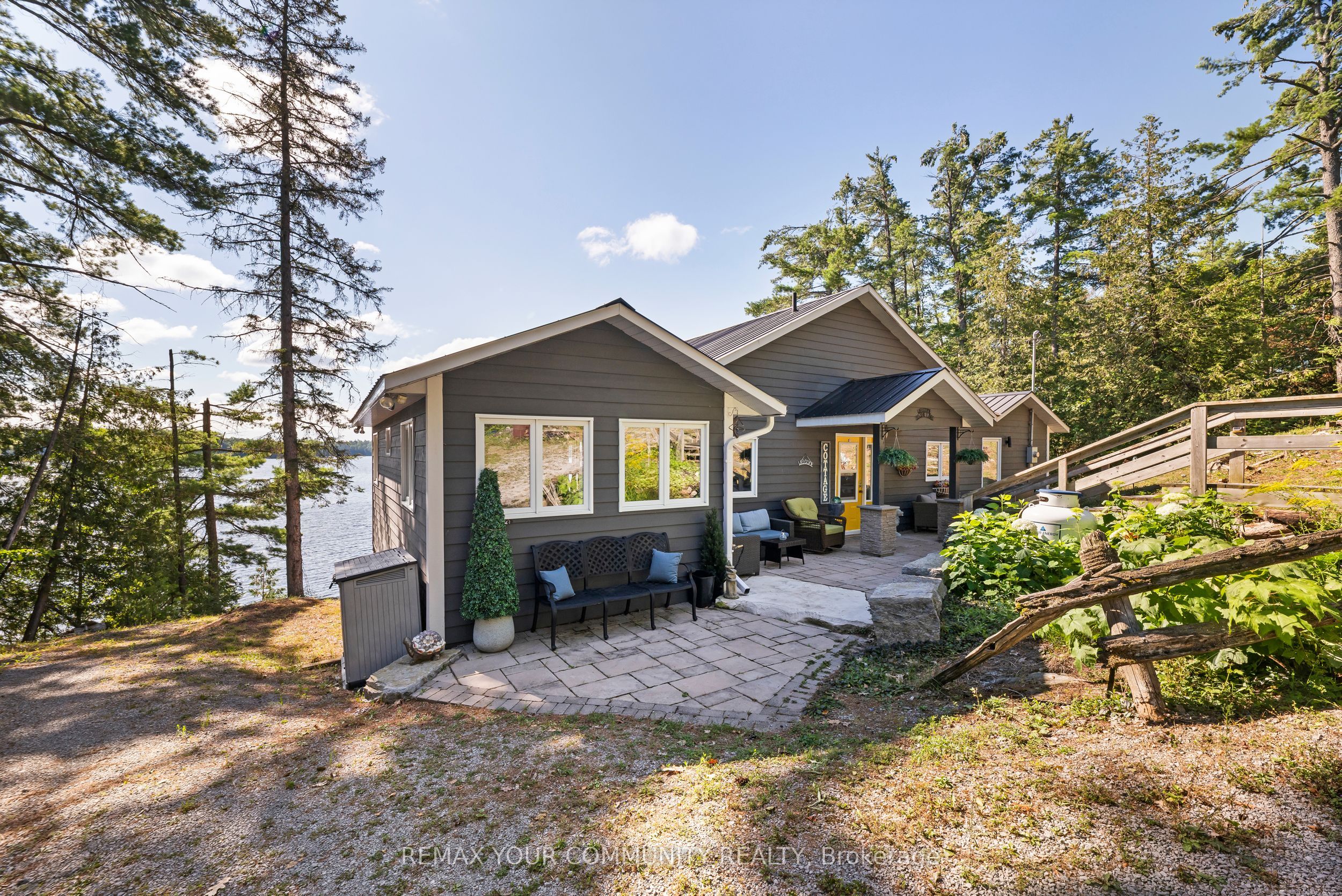 511 East Clear Bay Road, Trent Lakes, ON K0M 2A0 photo 4