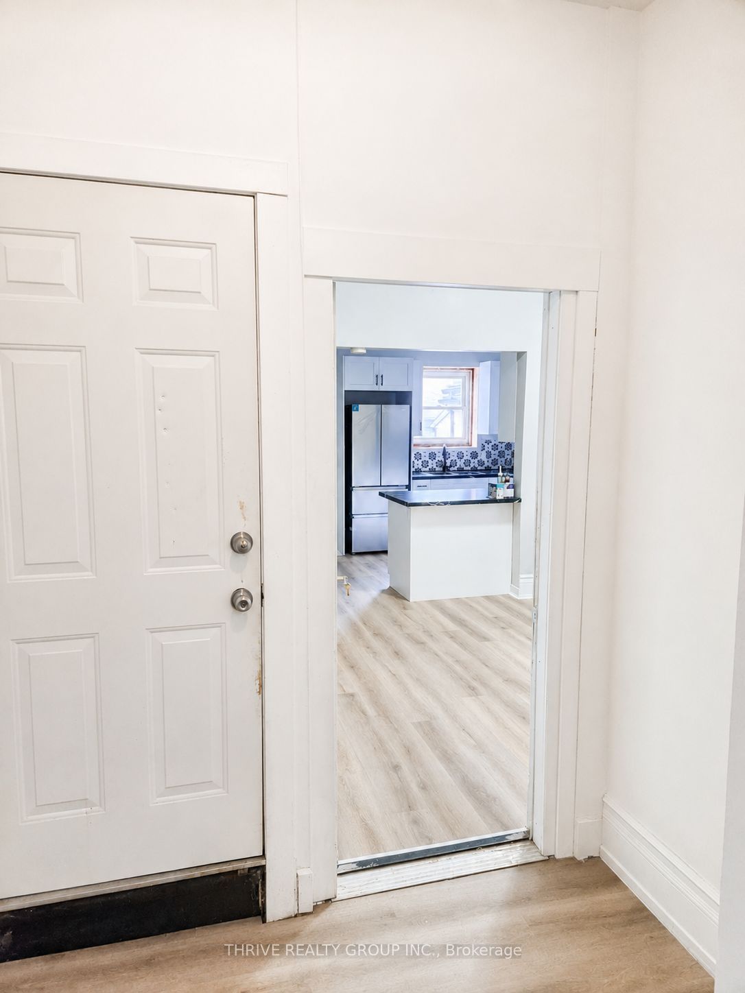 261 Clarence Street, London East, ON N6B 2K2 photo 2