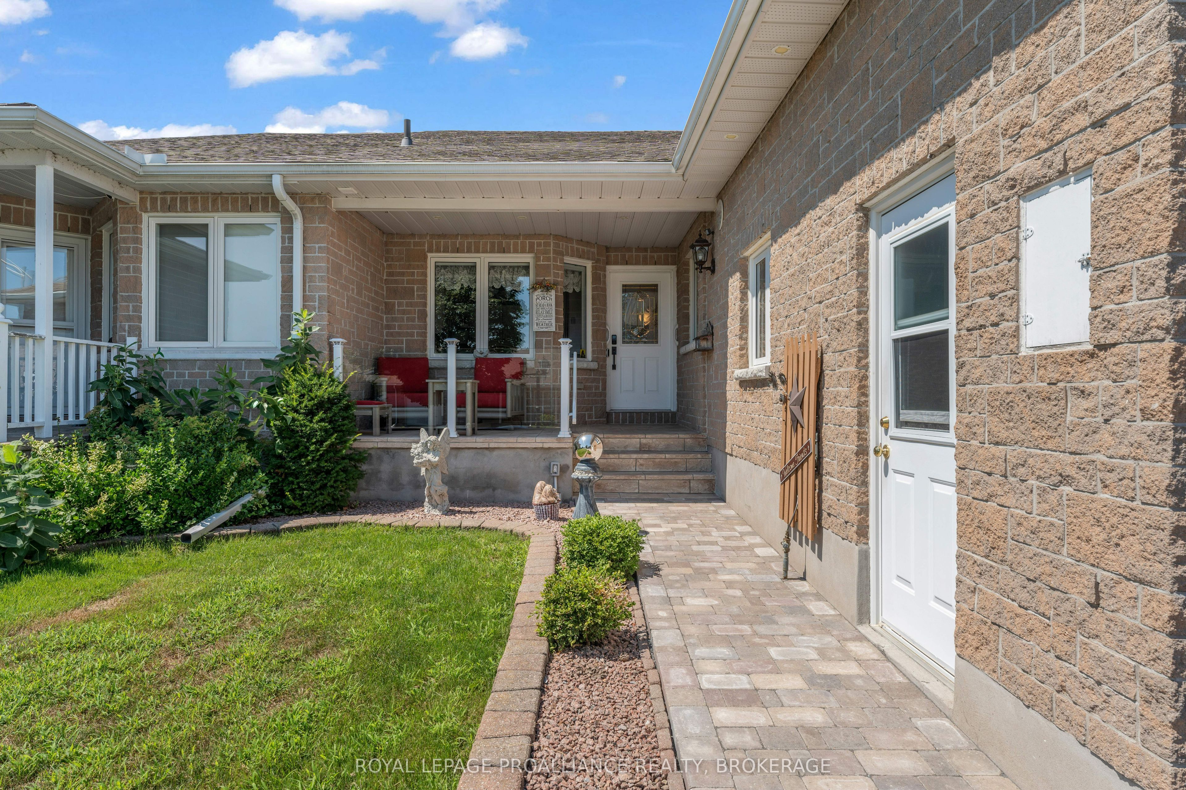 523 Trimble Gate, Kingston, ON K7M 8Z2 photo 3