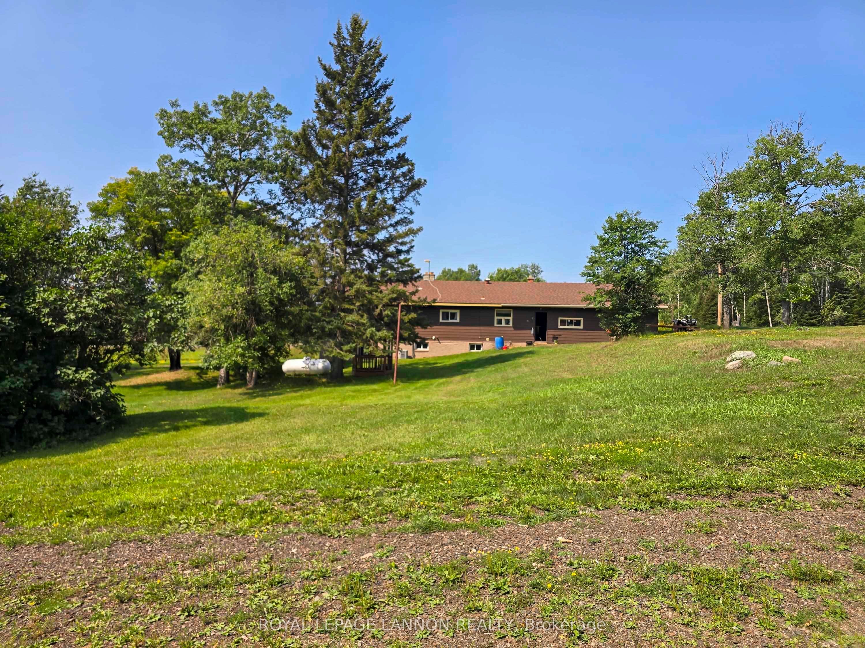 5140 Hwy 11/17, Conmee, ON P7K 0H7 photo 3