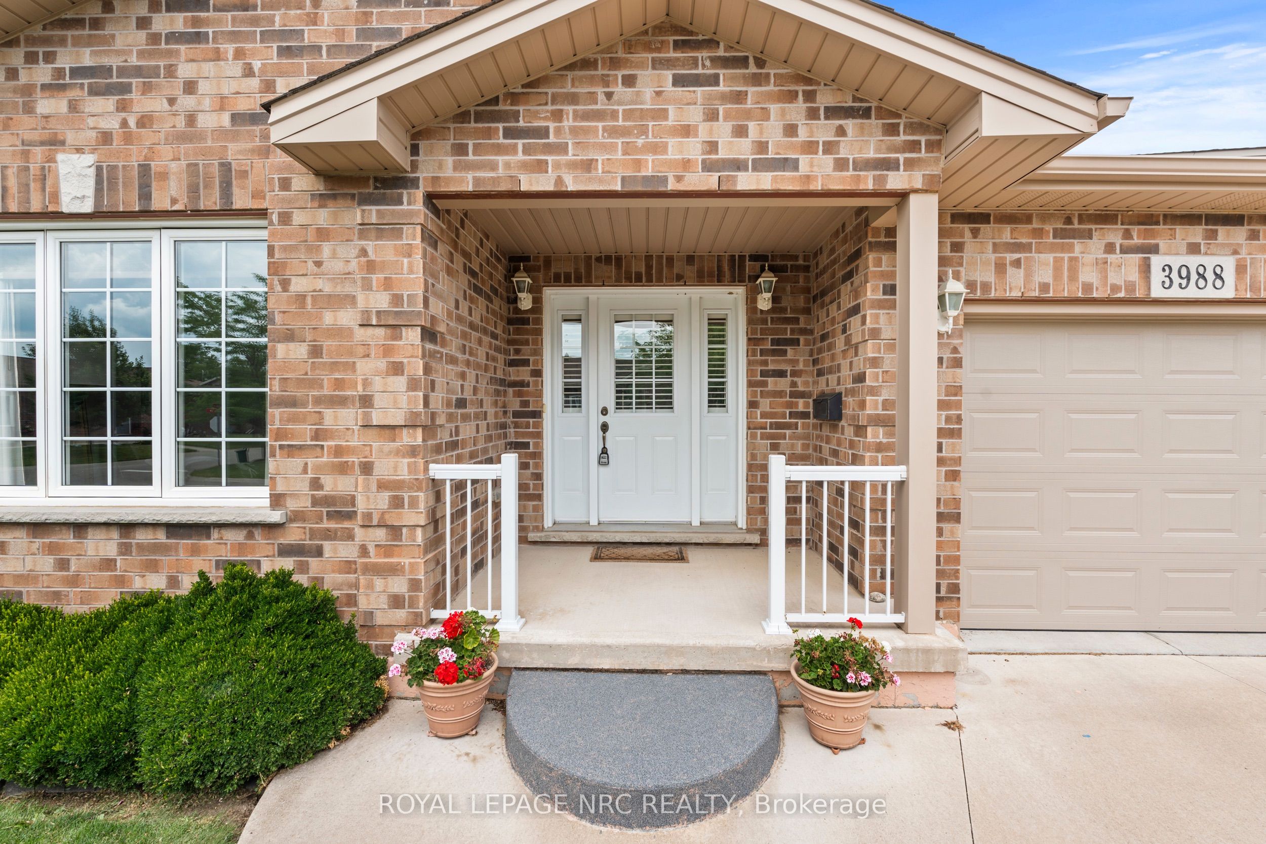 3988 Sunset Lane, Lincoln, ON L0R 2C0 photo 2