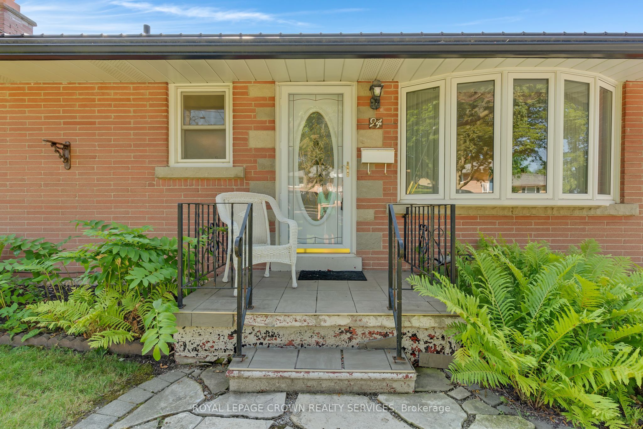 94 Ottawa Crescent, Guelph, ON N1E 2A9 photo 4