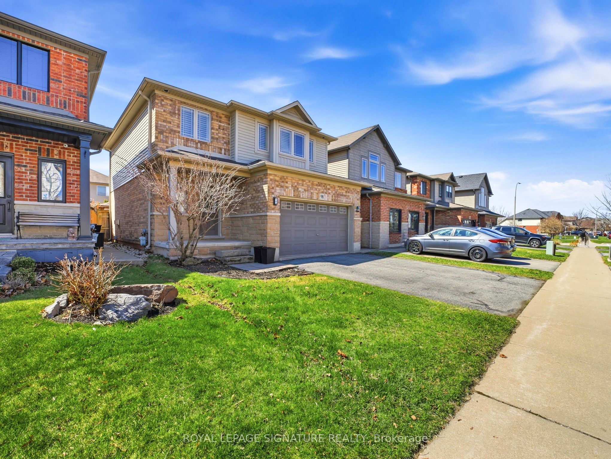 98 Willow Lane, Grimsby, ON L3M 5P7 photo 3