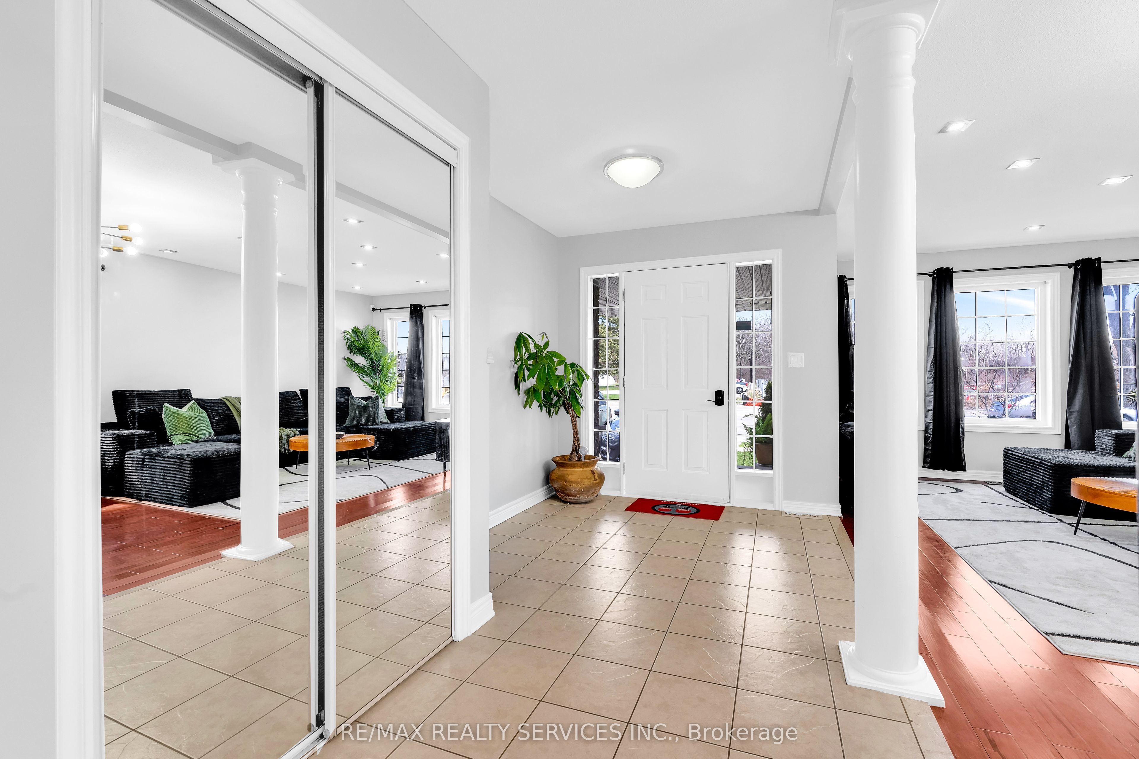 7009 KALAR Road, Niagara Falls, ON L2H 3J6 photo 3