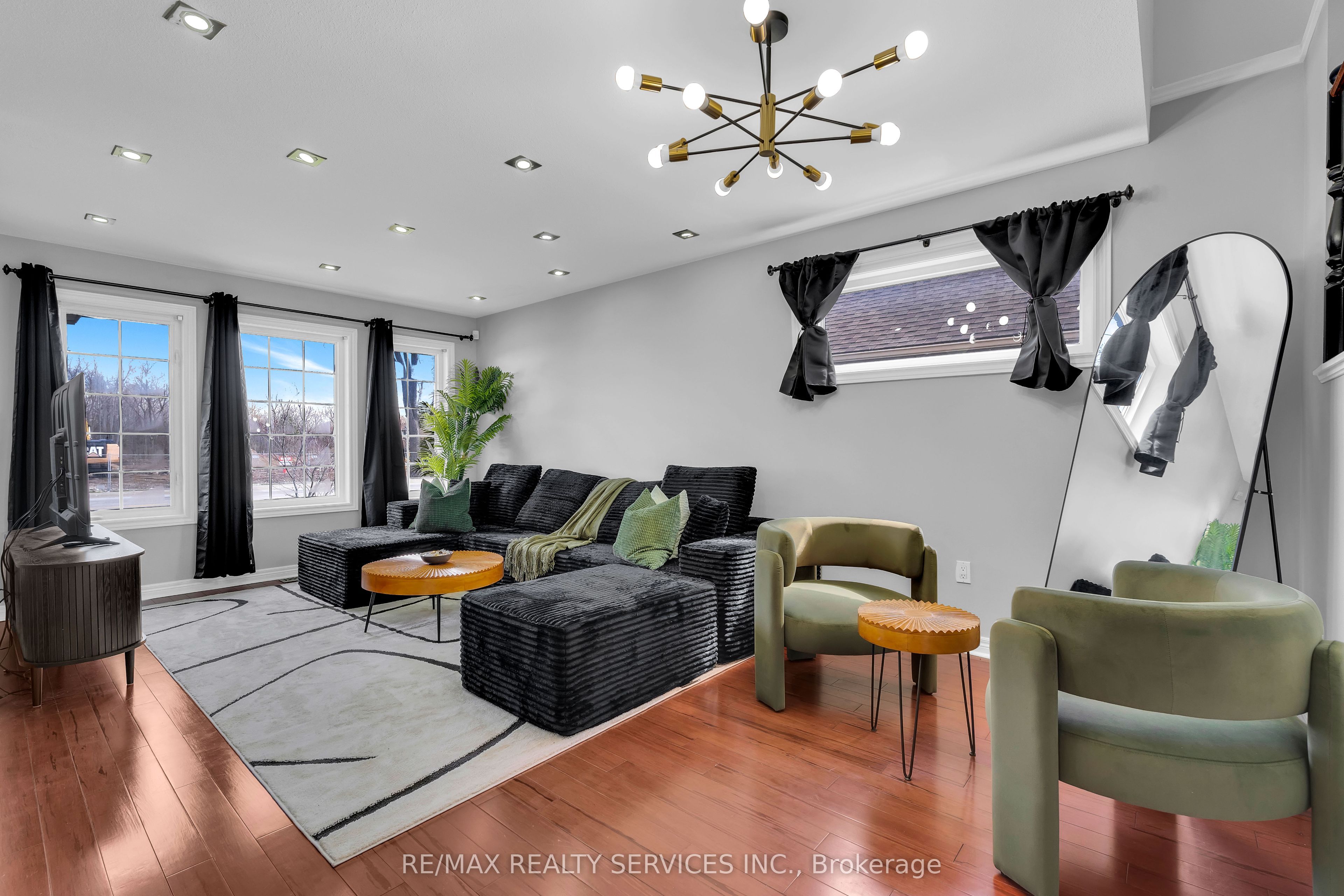 7009 KALAR Road, Niagara Falls, ON L2H 3J6 photo 5