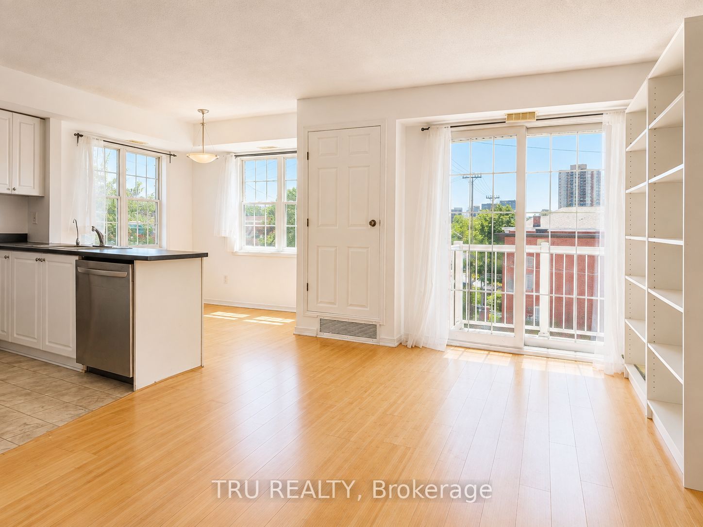 130 Rochester Street 2, West Centre Town, ON K1R 0A3 photo 5