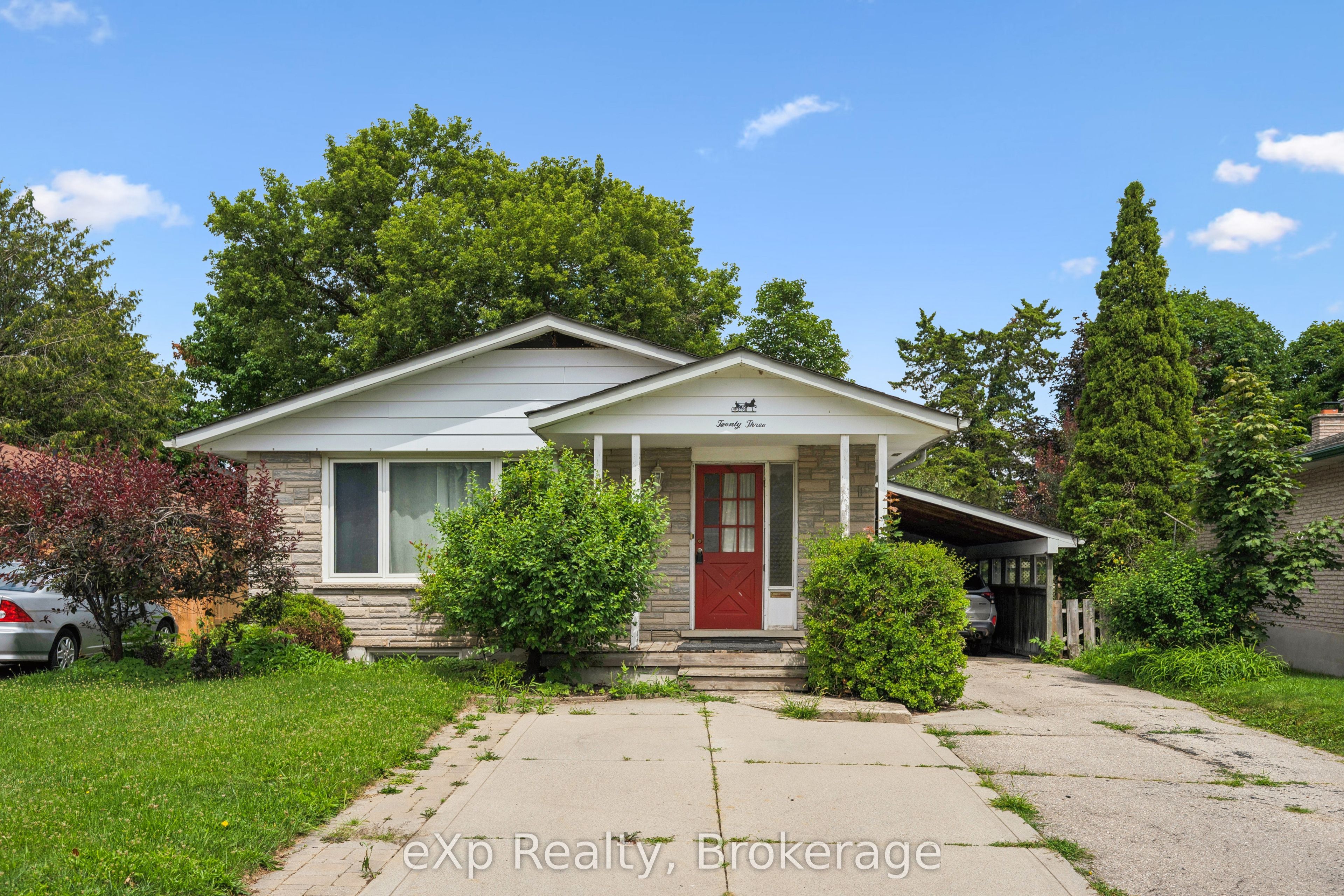 23 Muskoka Drive, Guelph, ON N1E 6E1