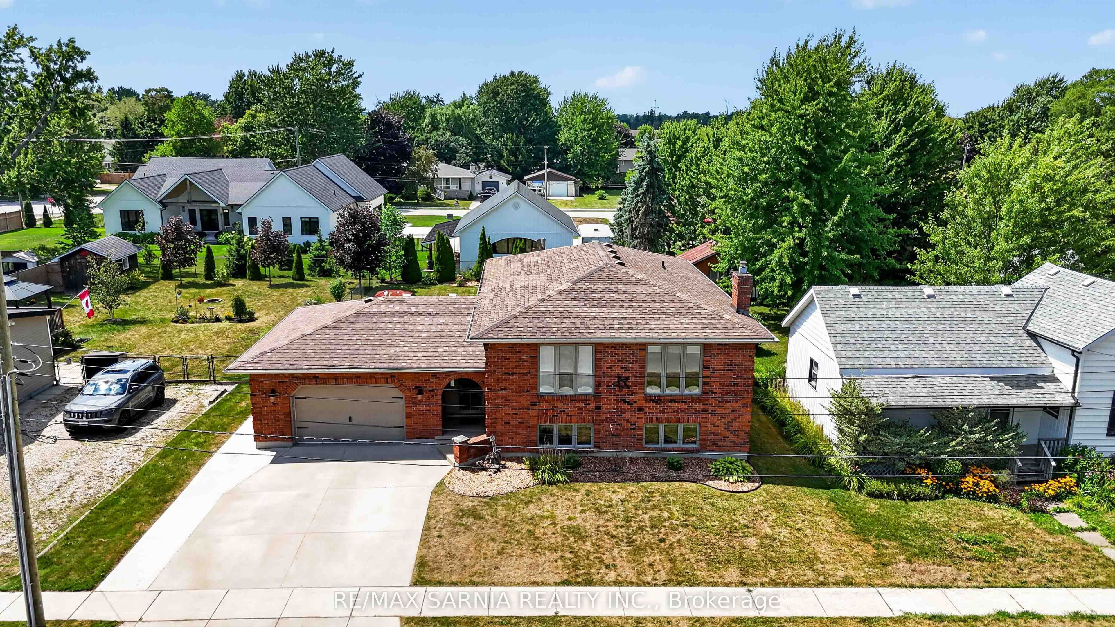 36 UNION Street, Lambton Shores, ON N0N 1J0 photo 4
