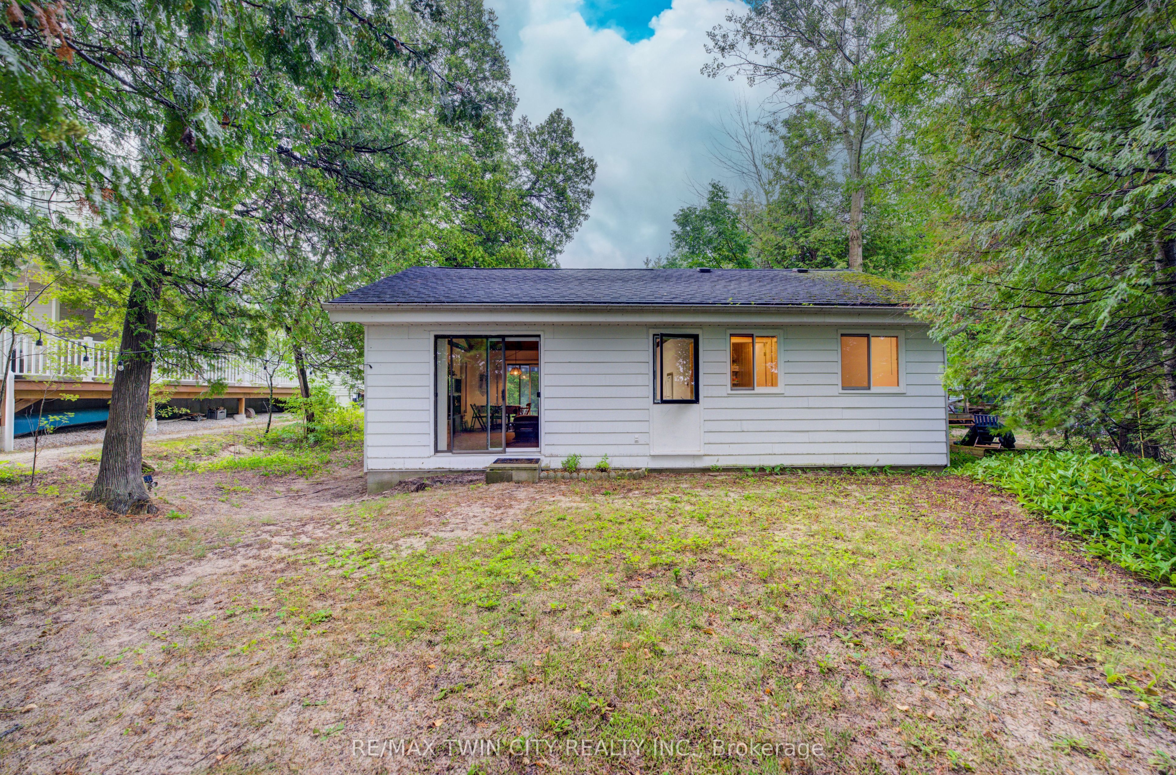 757 Victoria Road, Huron-Kinloss, ON N0G 2R0 photo 4