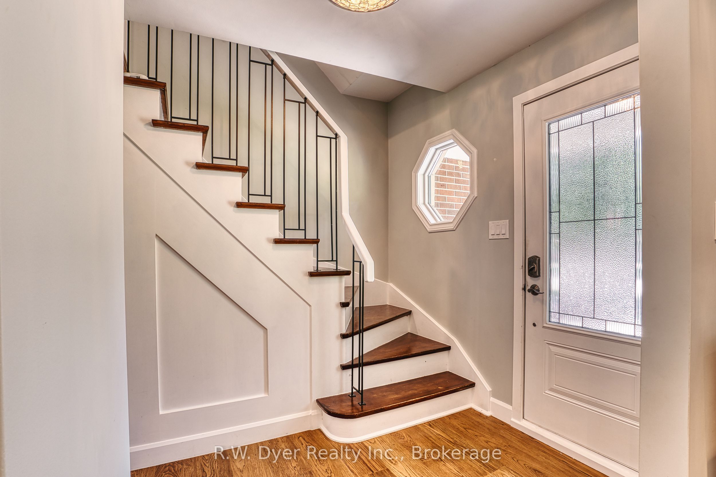 127 Blenheim Road, Cambridge, ON N1S 1G4 photo 4