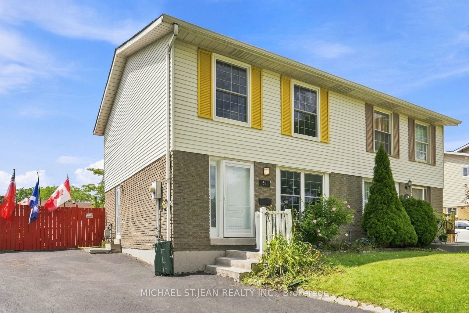 31 Belleau Street, Hamilton, ON L8J 1N1 photo 2