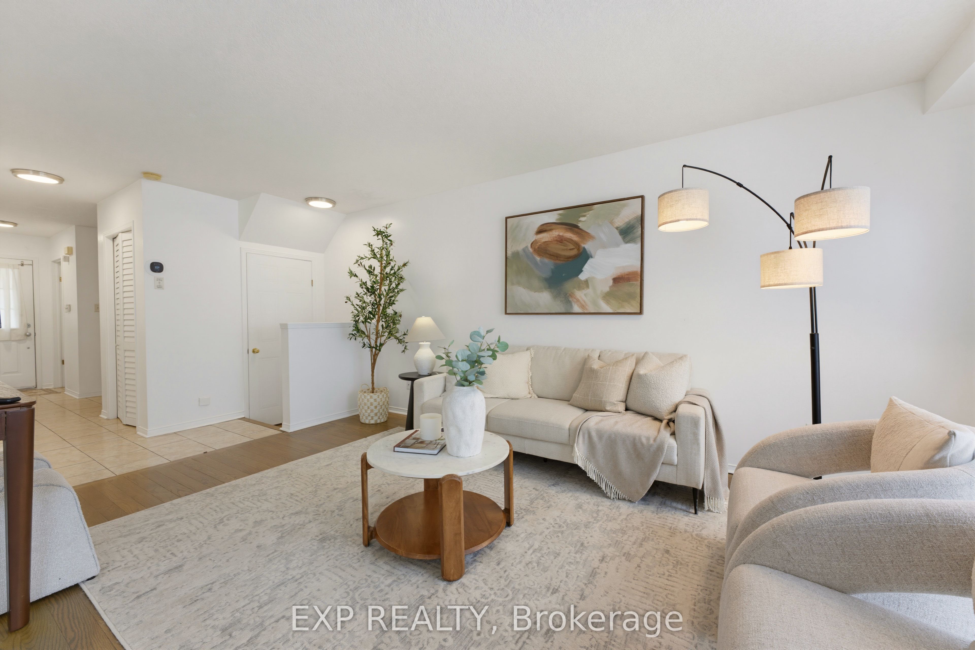 589 Mortimer Drive, Cambridge, ON N3H 5M6 photo 3
