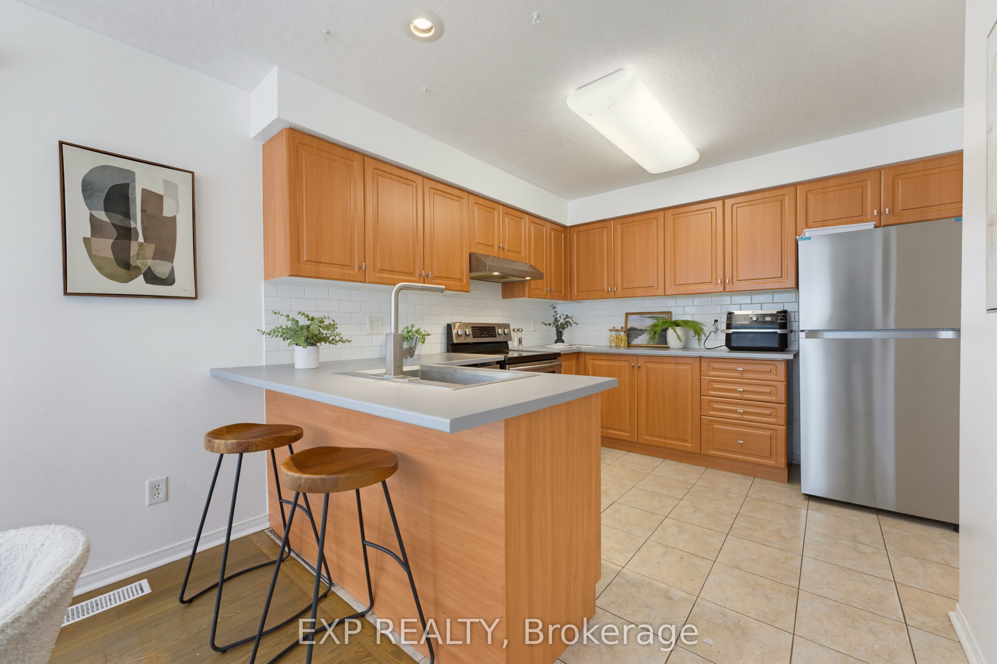 589 Mortimer Drive, Cambridge, ON N3H 5M6 photo 5