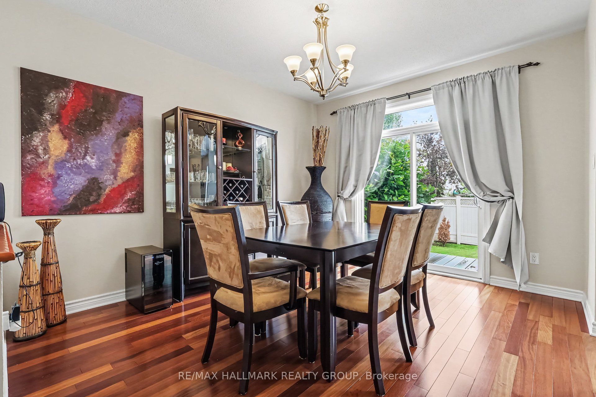 302 Grayburn Way, Barrhaven, ON K2J 0V8 photo 4