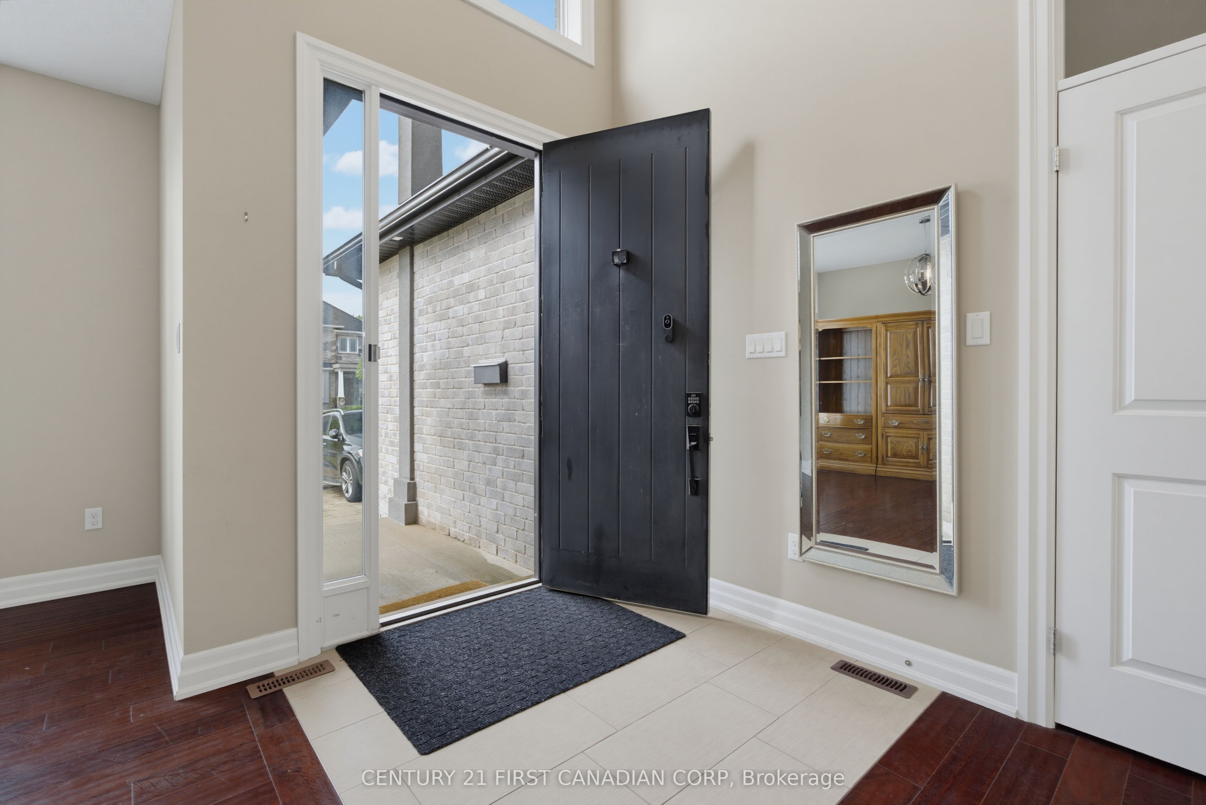 1018 Medway Park Drive, London North, ON N6G 0E4 photo 5