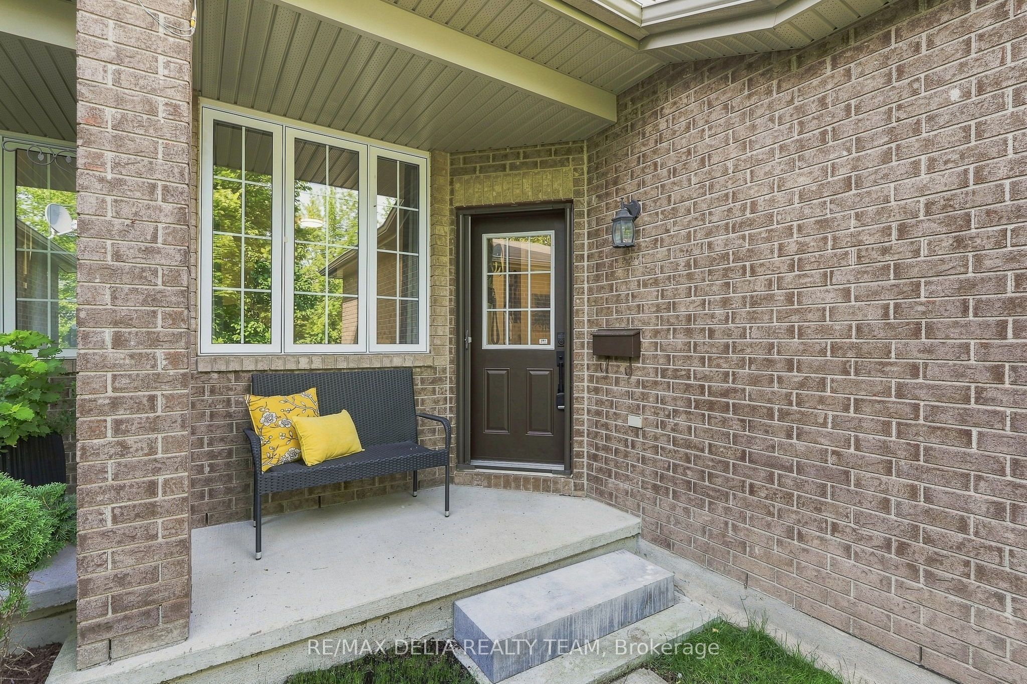 1495 Demeter Street, Orleans - Cumberland and Area, ON K4A 5C6 photo 2