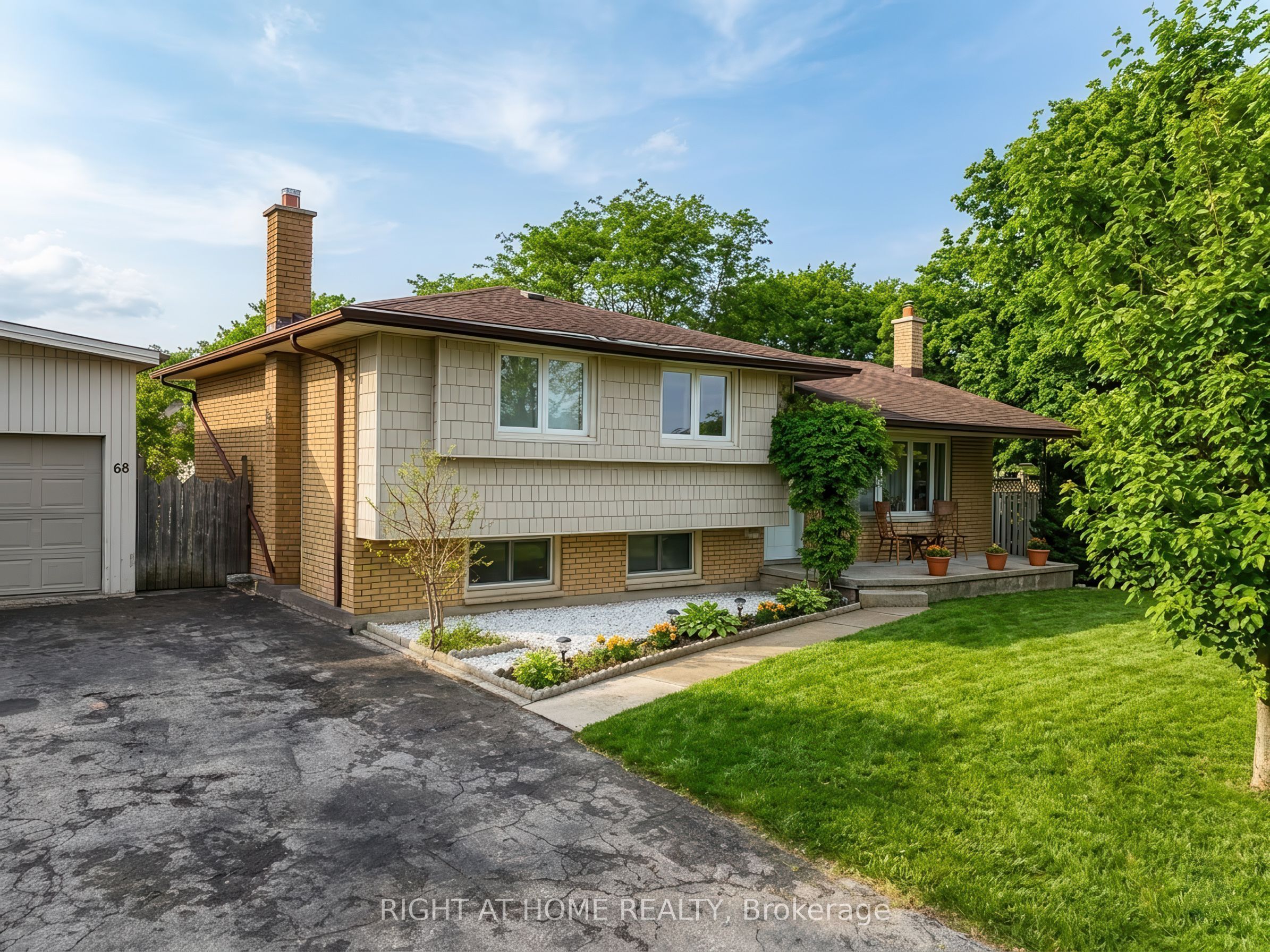 68 Downing Crescent, London South, ON N6C 3C8 photo 3