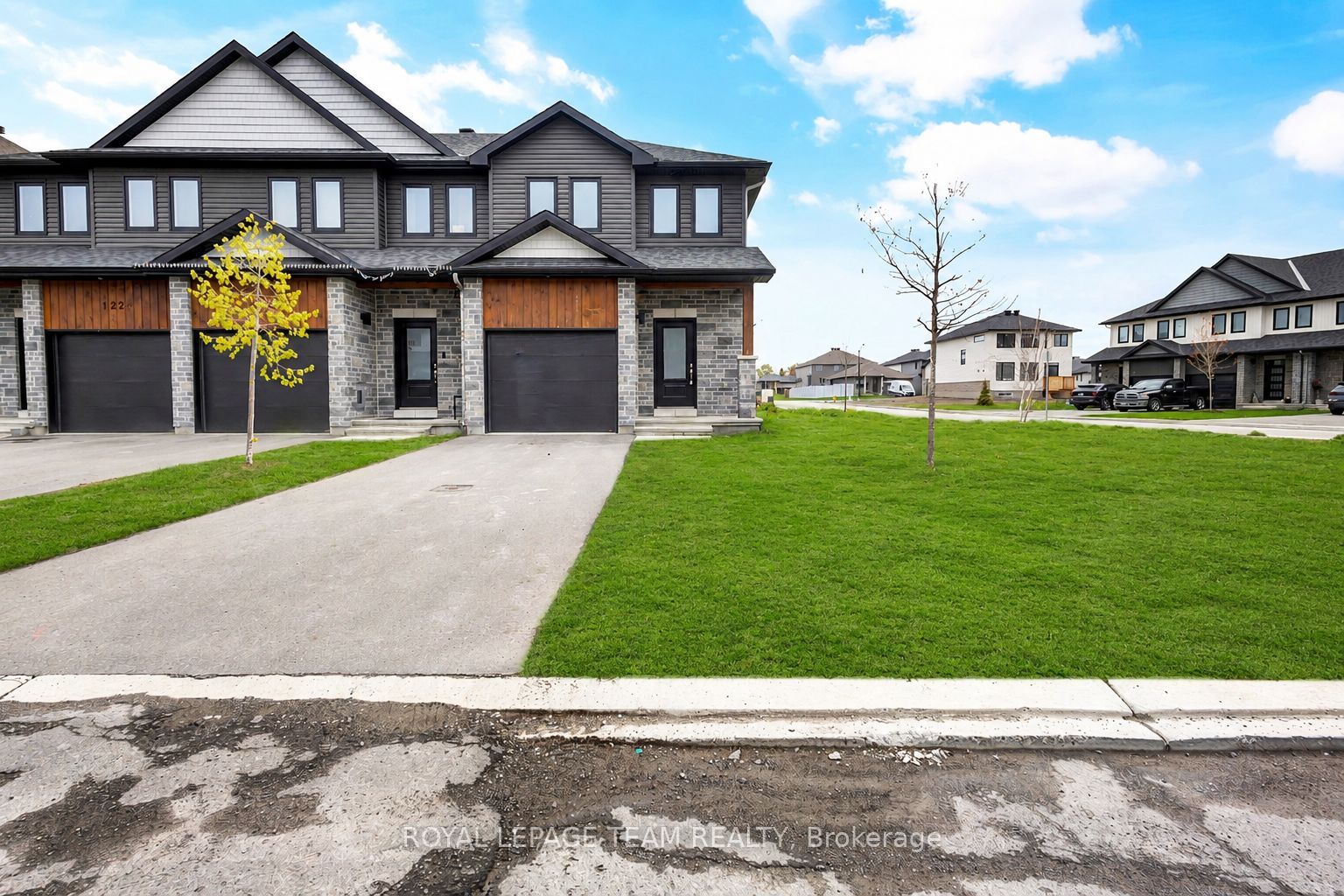 126 Dowdall Circle, Carleton Place, ON K7C 0S4