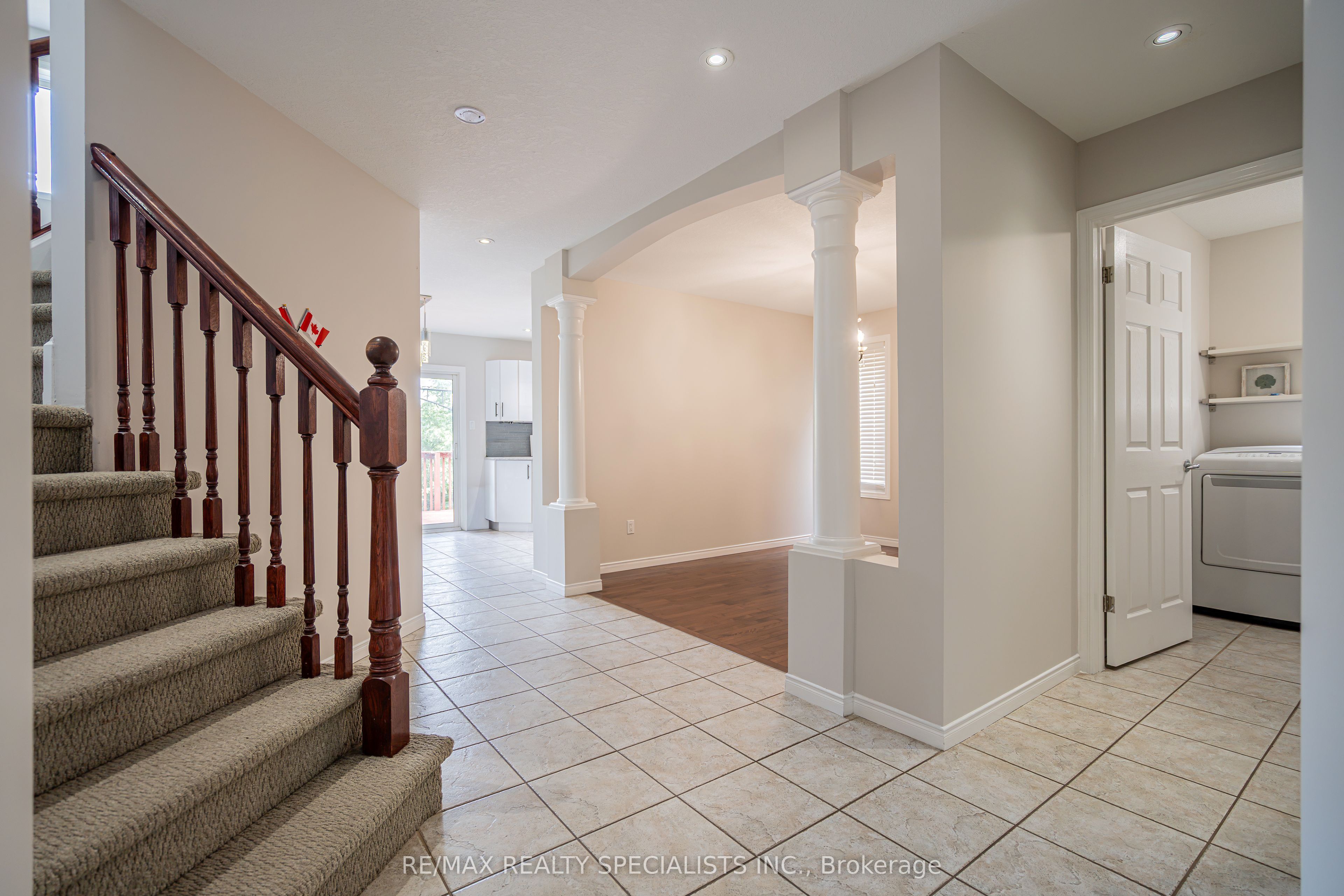 236 SUMMERFIELD Drive, Guelph, ON N1L 1L5 photo 5
