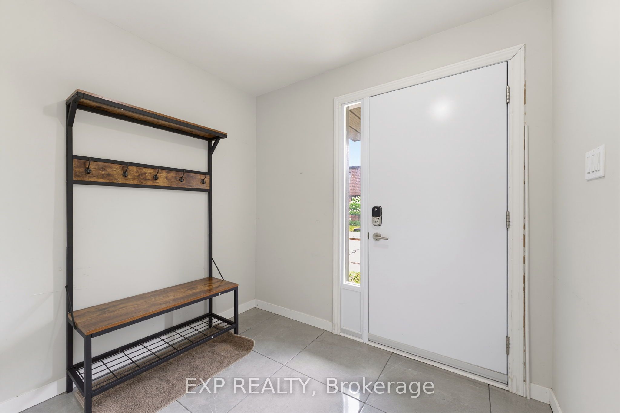 890 Cahill Drive W 11, Hunt Club - Windsor Park Village and Area, ON K1V 9A4 photo 4