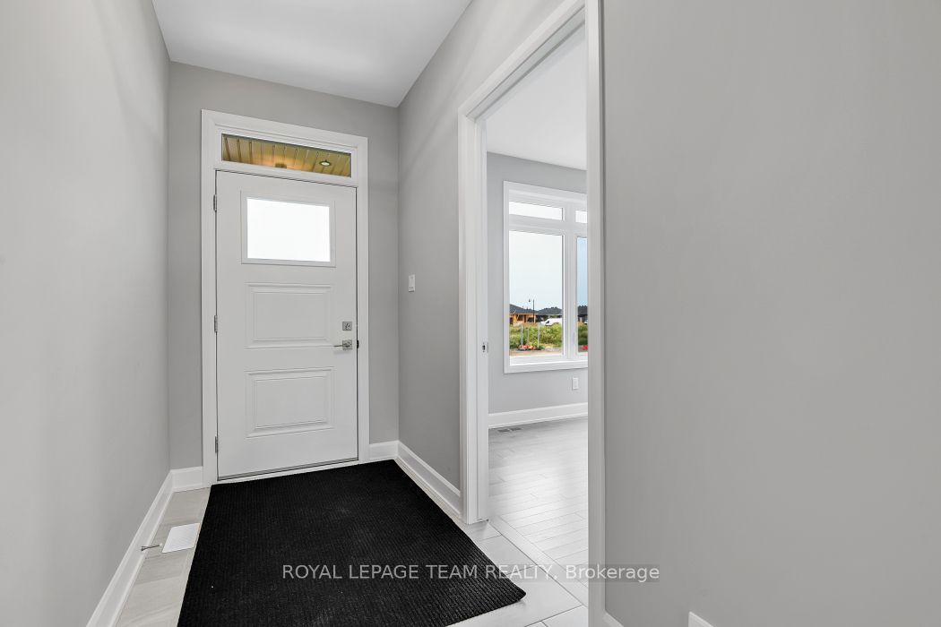 1173 Potter Drive, Brockville, ON K6V 0G8 photo 3