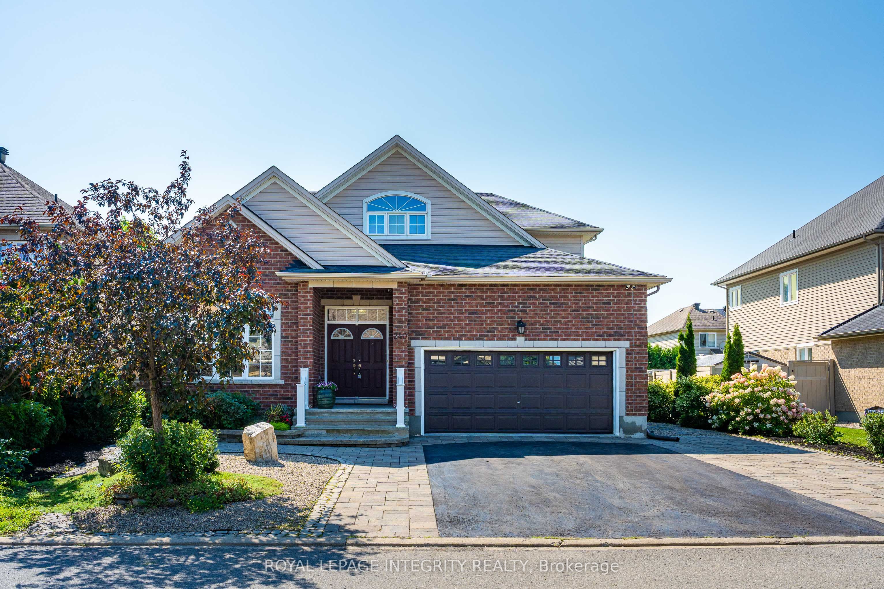 240 Trailgate Street, Blossom Park - Airport and Area, ON K1V 0Z9