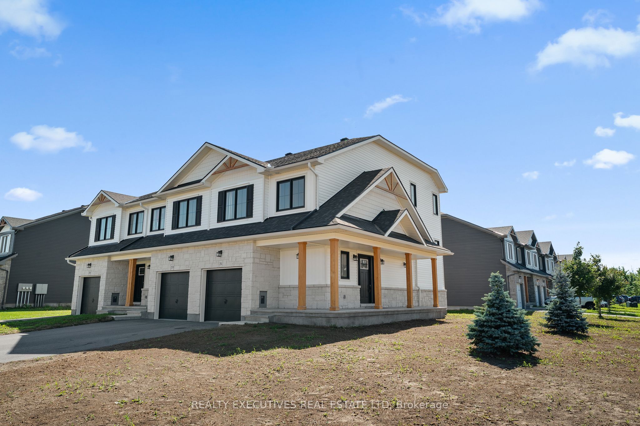 31 Whitcomb Crescent, Smiths Falls, ON K7A 0C1 photo 2