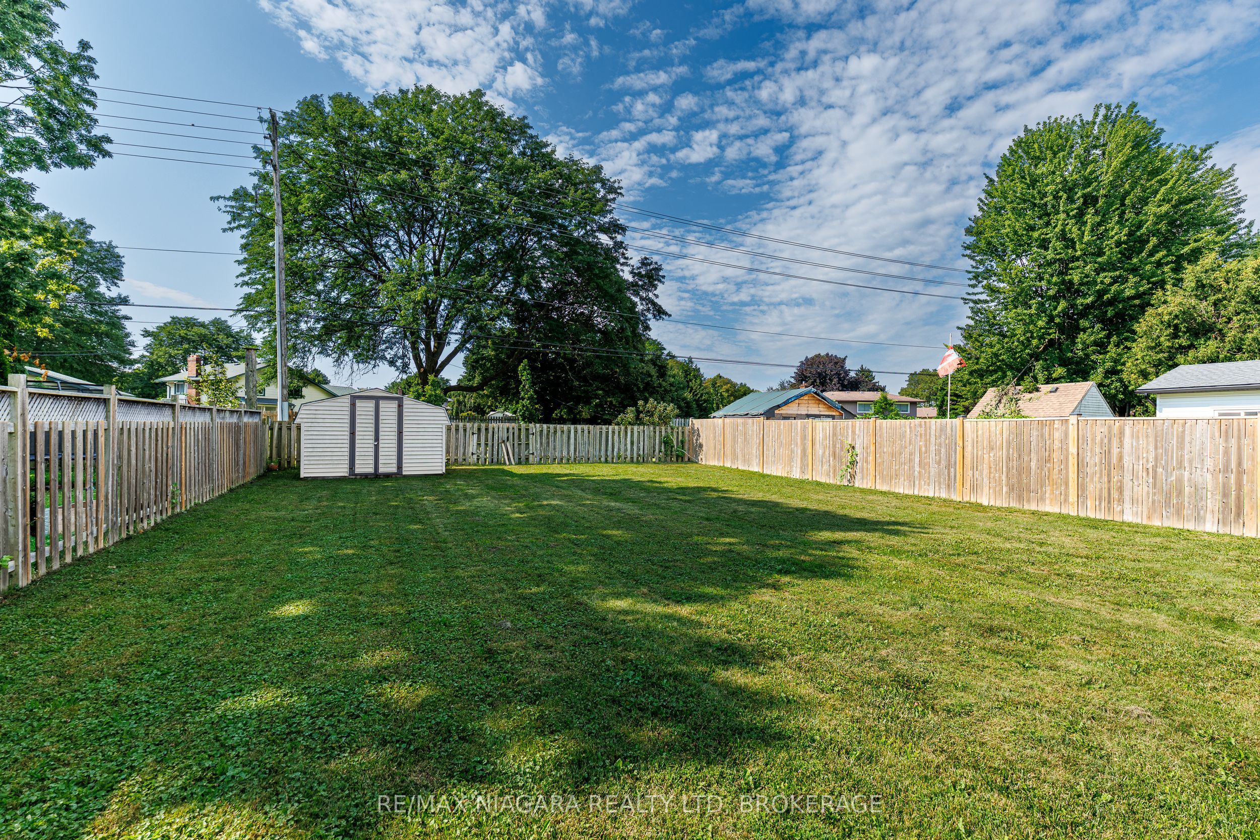 6980 Dolphin Street, Niagara Falls, ON L2E 6Y2 photo 5