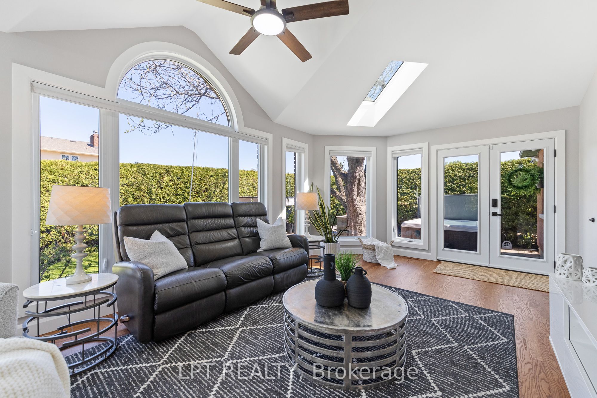 11 Elderwood Trail, Stittsville - Munster - Richmond, ON K2S 1C9 photo 5
