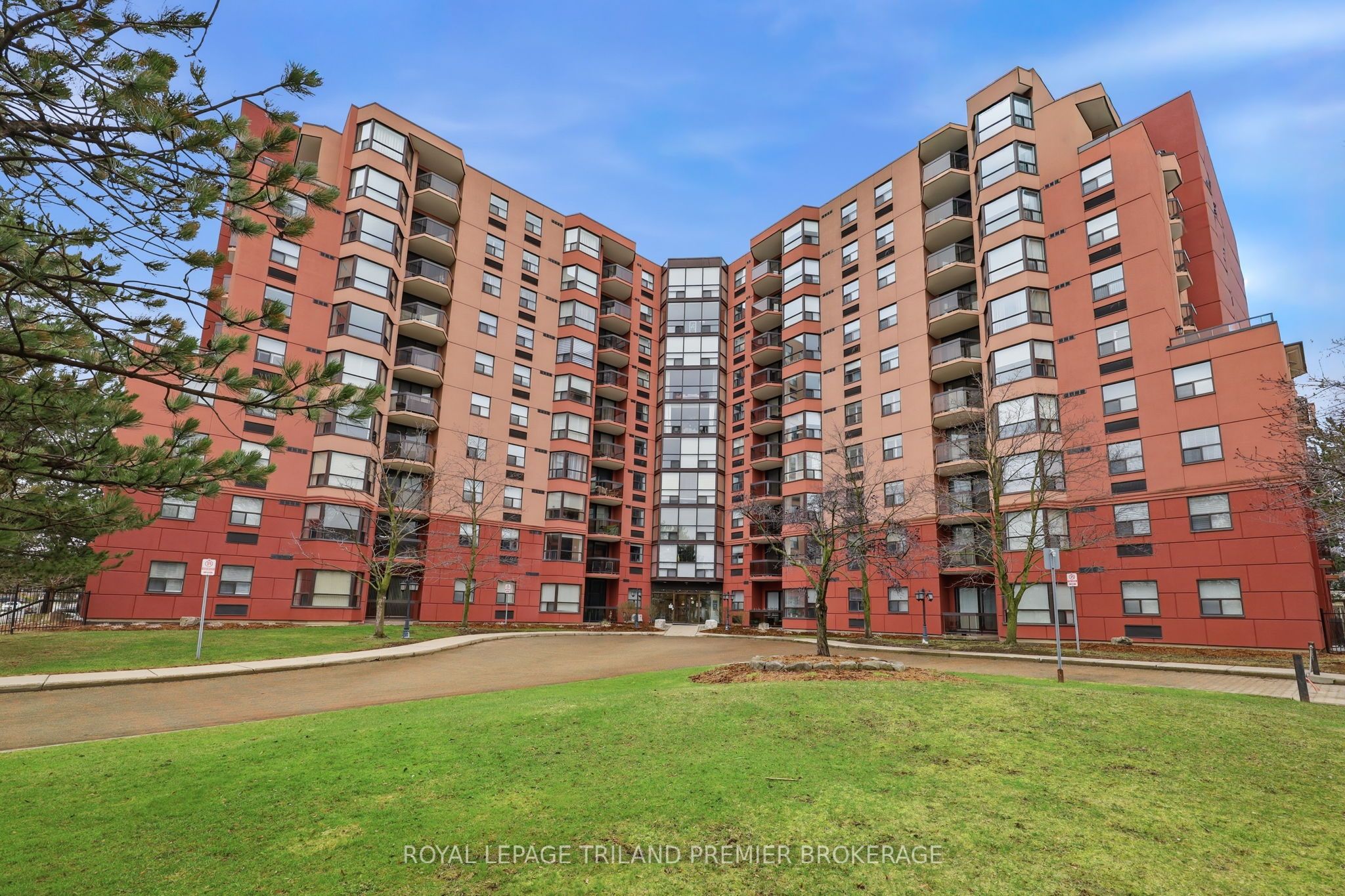600 Talbot Street 1004, London East, ON N6A 5L9 photo 2