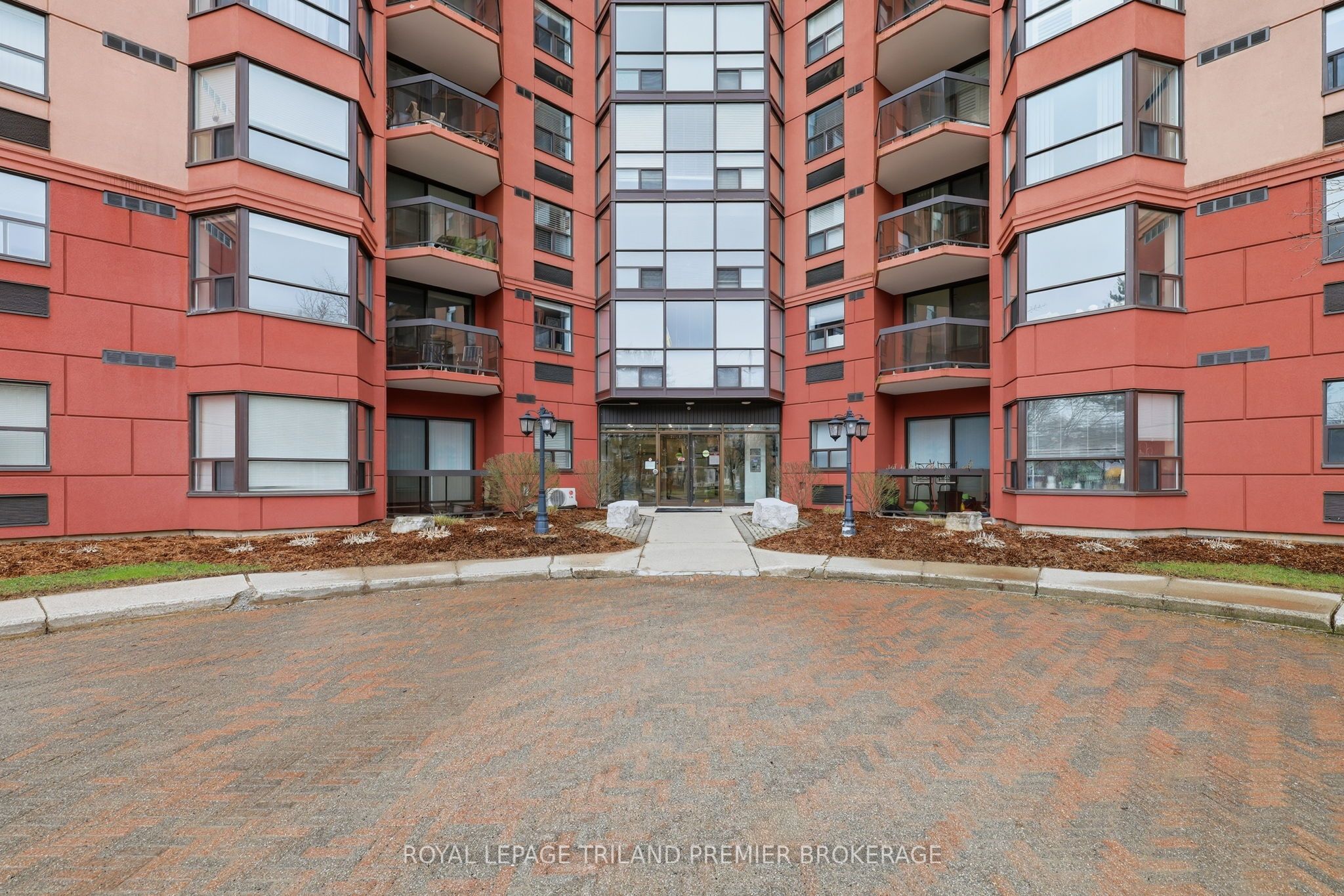600 Talbot Street 1004, London East, ON N6A 5L9 photo 4
