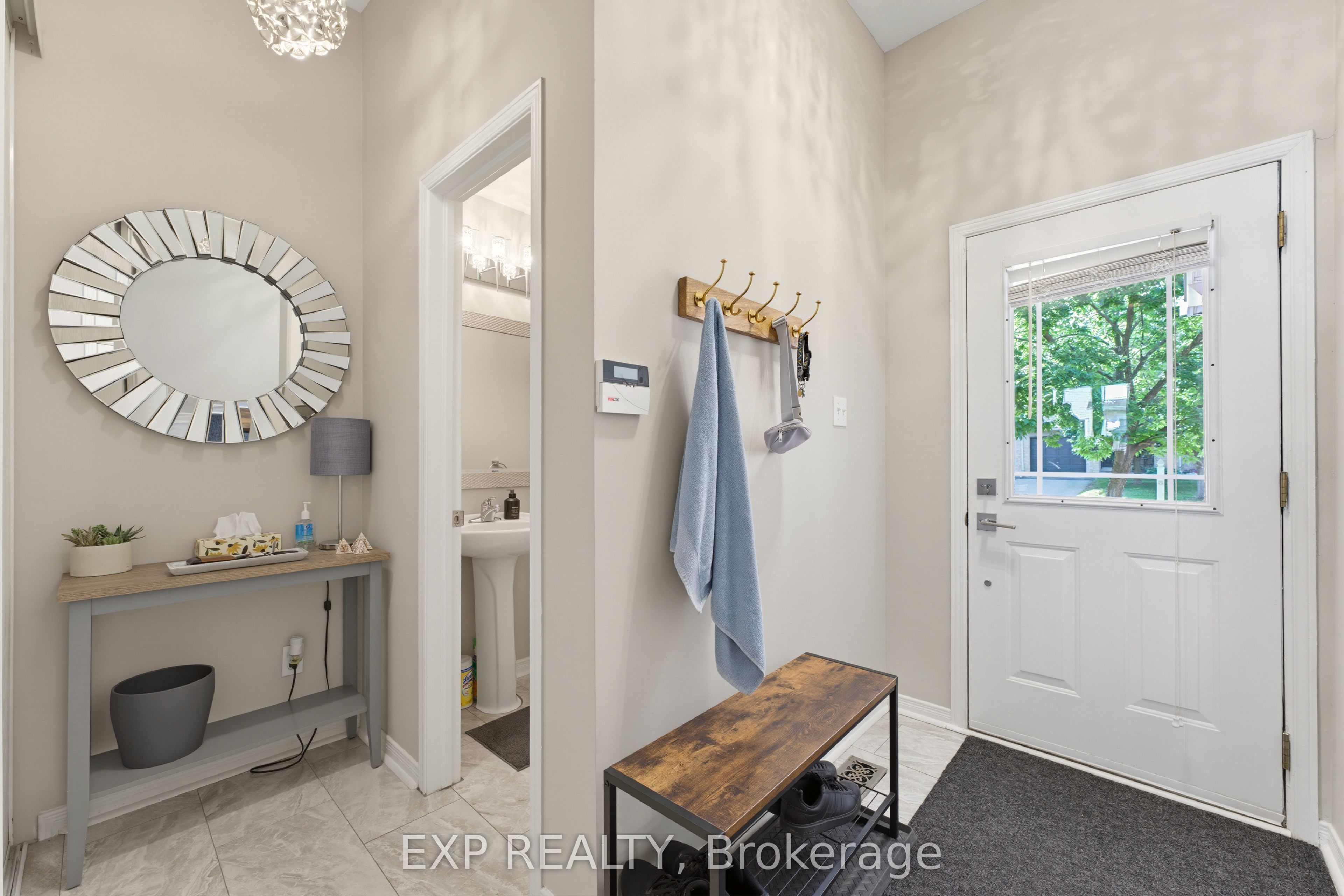 2215 Silverado Crescent, Orleans - Cumberland and Area, ON K4A 4V2 photo 4