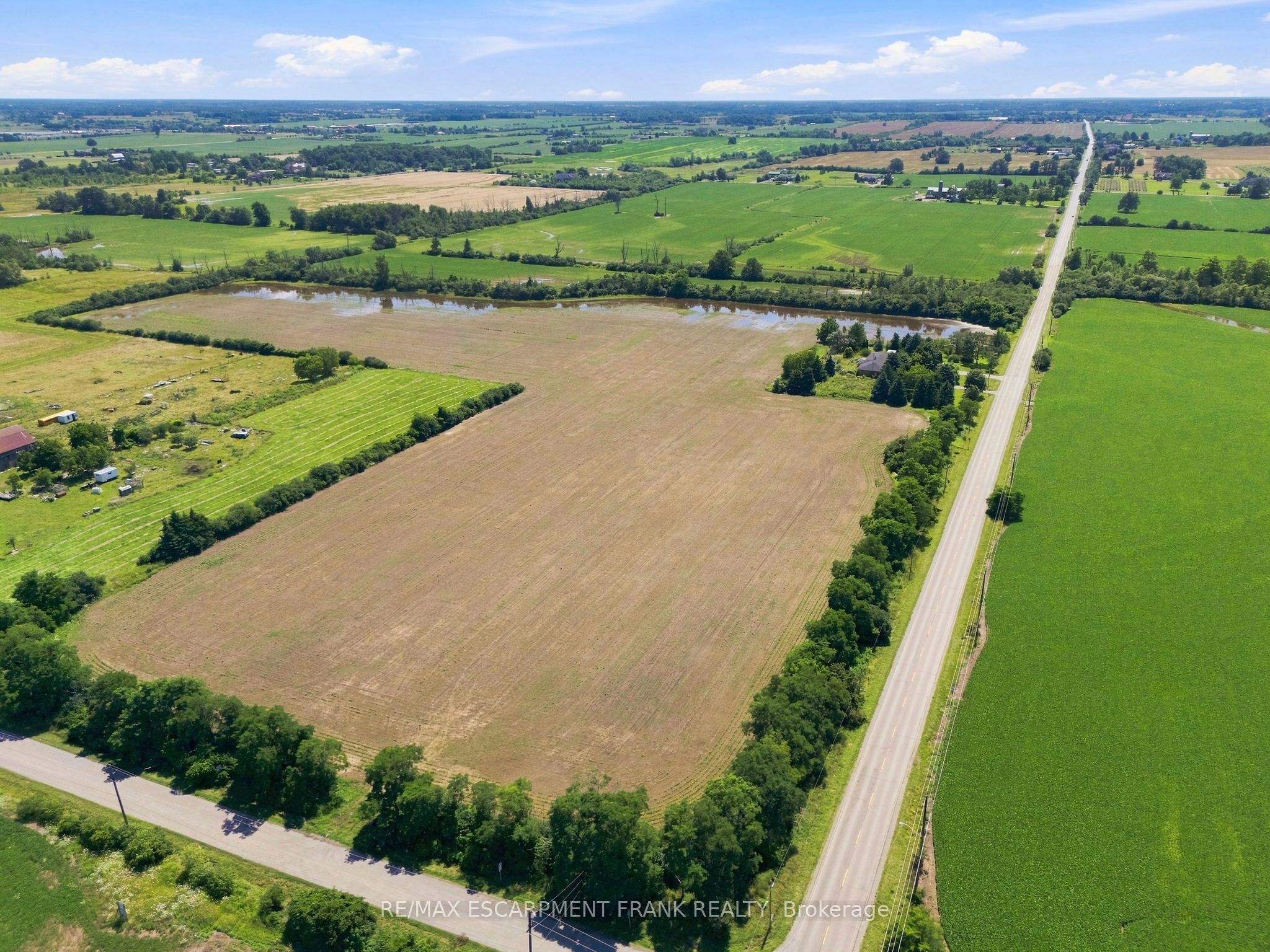490 Tapleytown Road, Hamilton, ON L8J 3K6