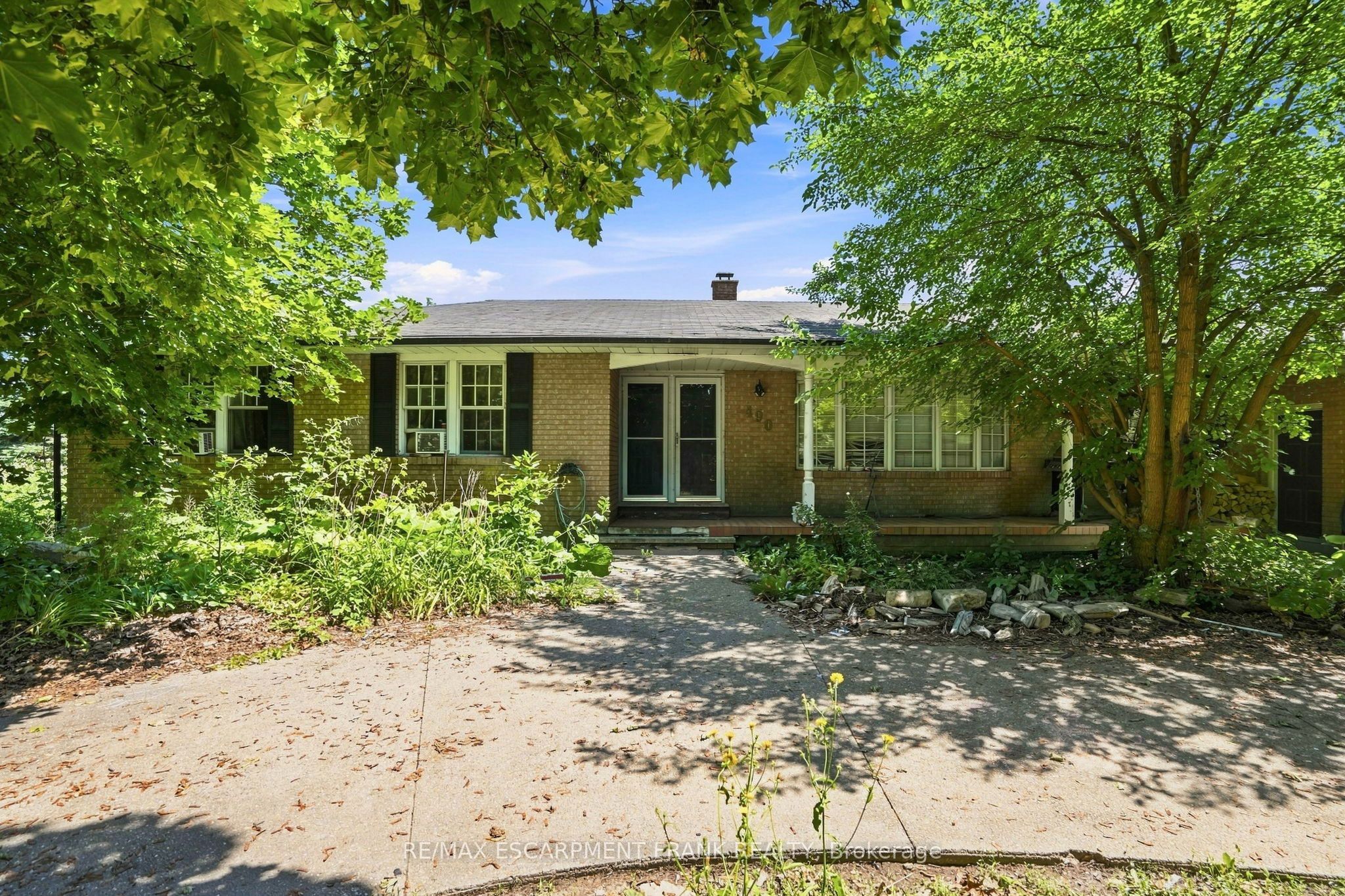 490 Tapleytown Road, Hamilton, ON L8J 3K6 photo 2